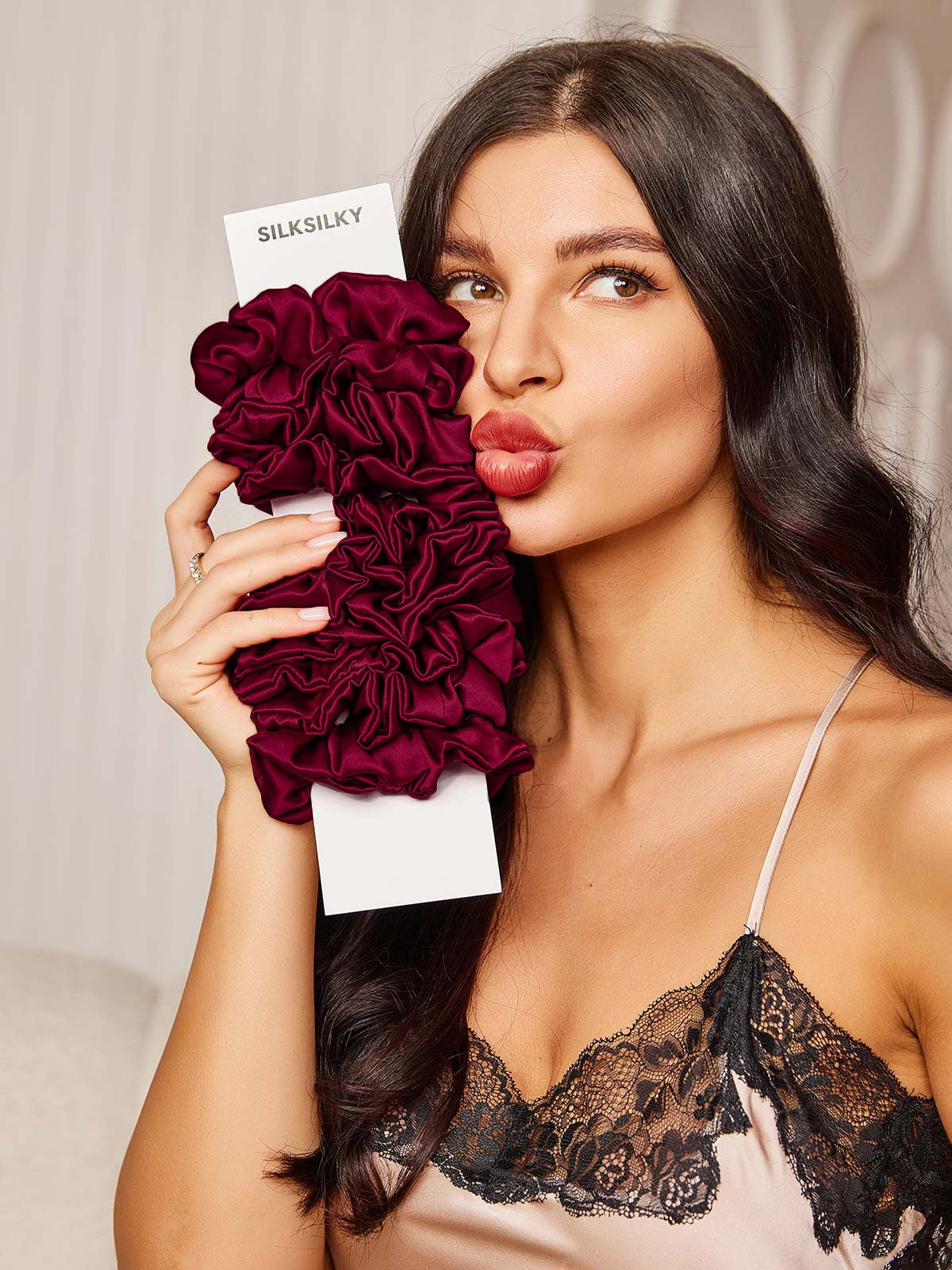 [Fuchsia] SilkSilky-FR 19Momme Pure Soie Scrunchie 002