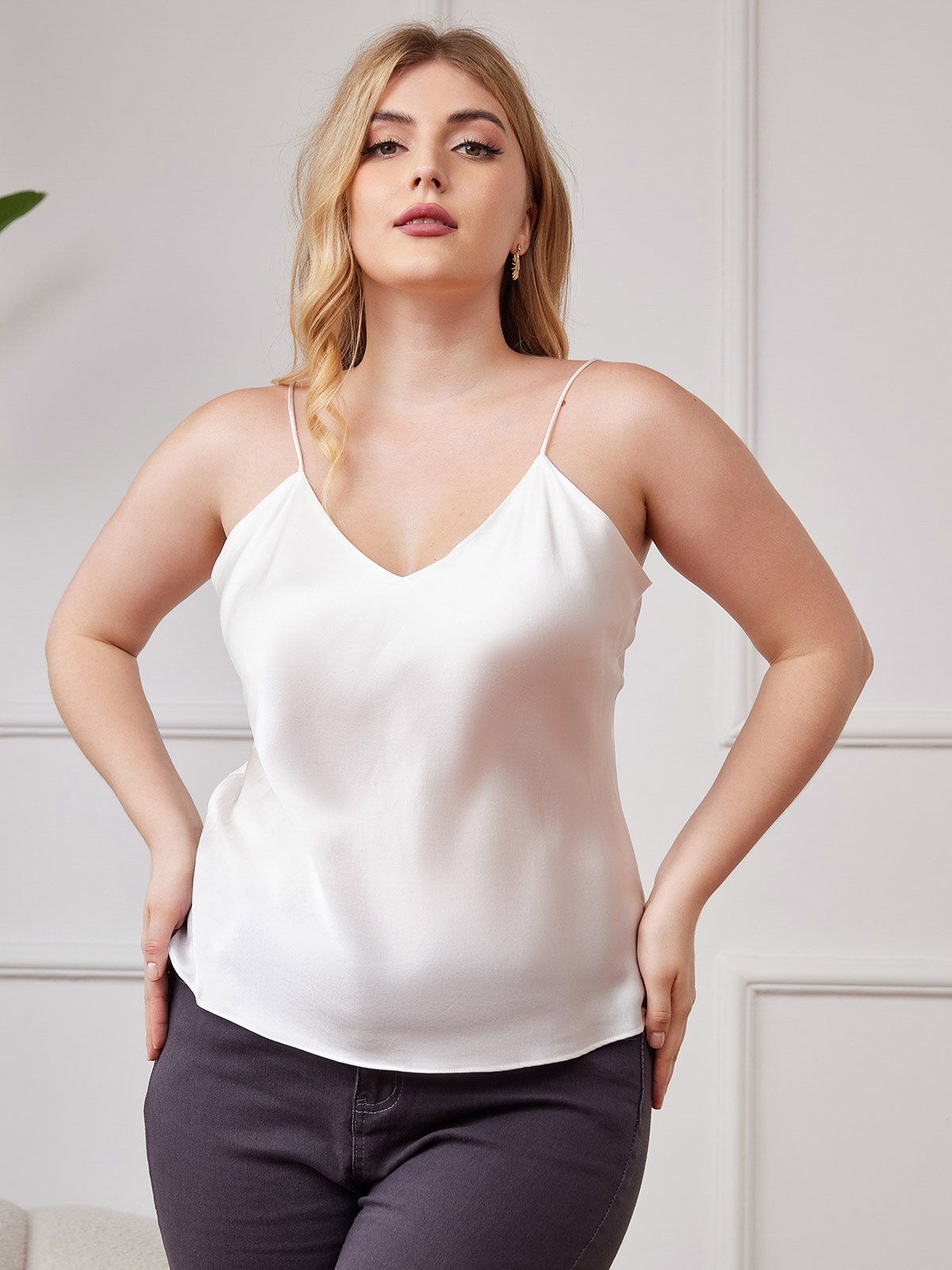 [Blanc] SilkSilky-FR Fines Brides Col V Top À Fines Brides grandes tailles 004