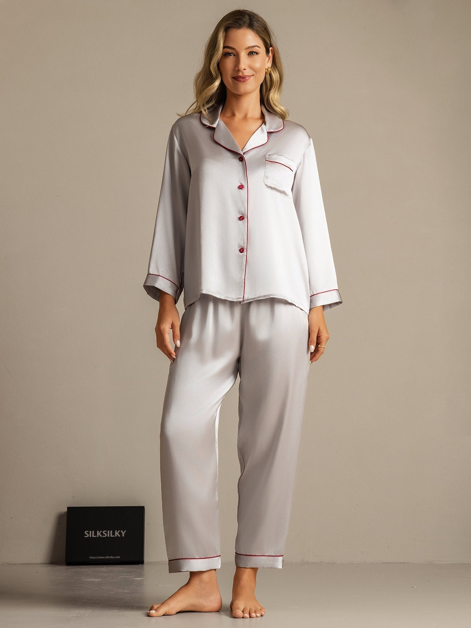 [Argent] SilkSilky-FR Manches longues Col Cranté Femme Pyjamas 001