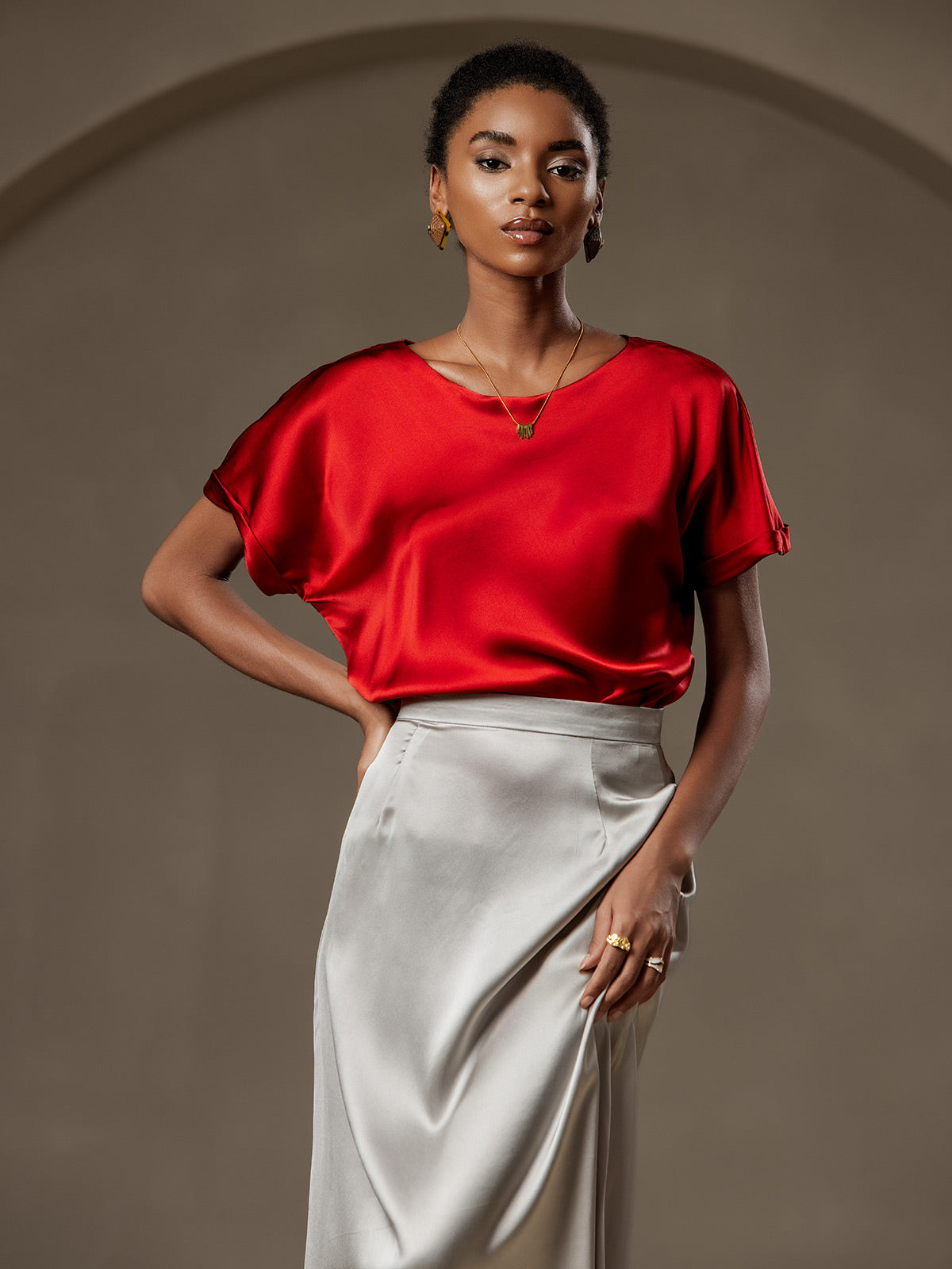 [Rouge Vineux] SilkSilky-FR 19Momme Soie Col Rond Femme T-Shirt 003
