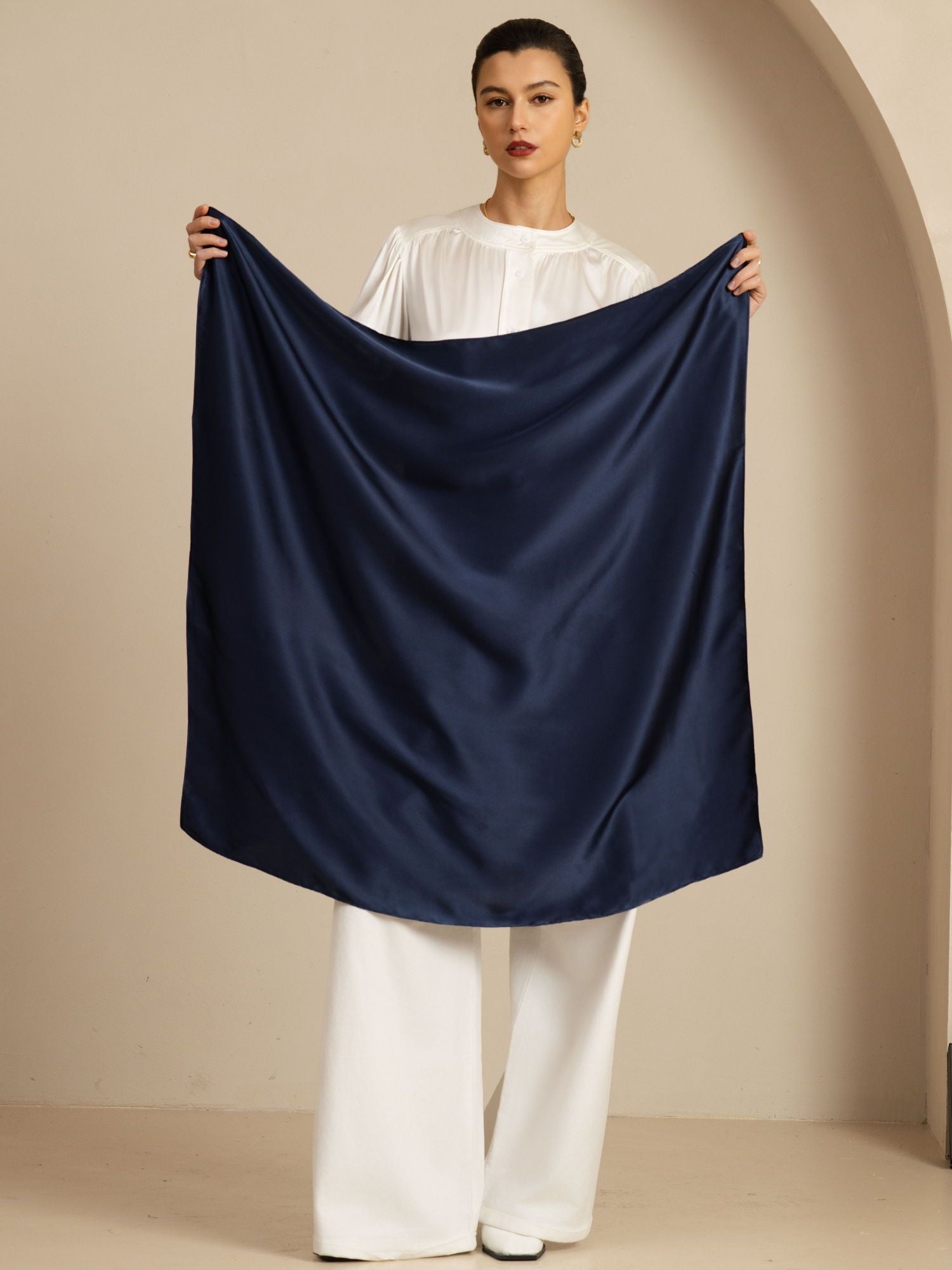 [BleuFoncé] SilkSilky-FR Soie Scarf 001