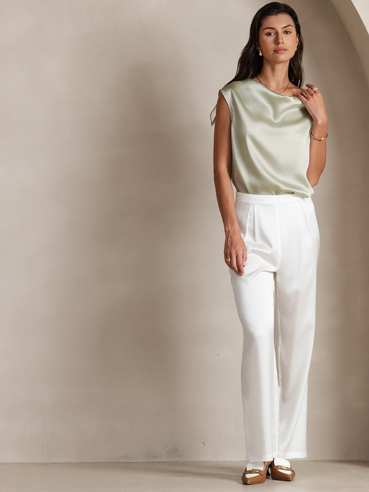 [Vert Clair] SilkSilky-FR 19Momme Soie Sans manches Col Bénitier Femme T-Shirt 006