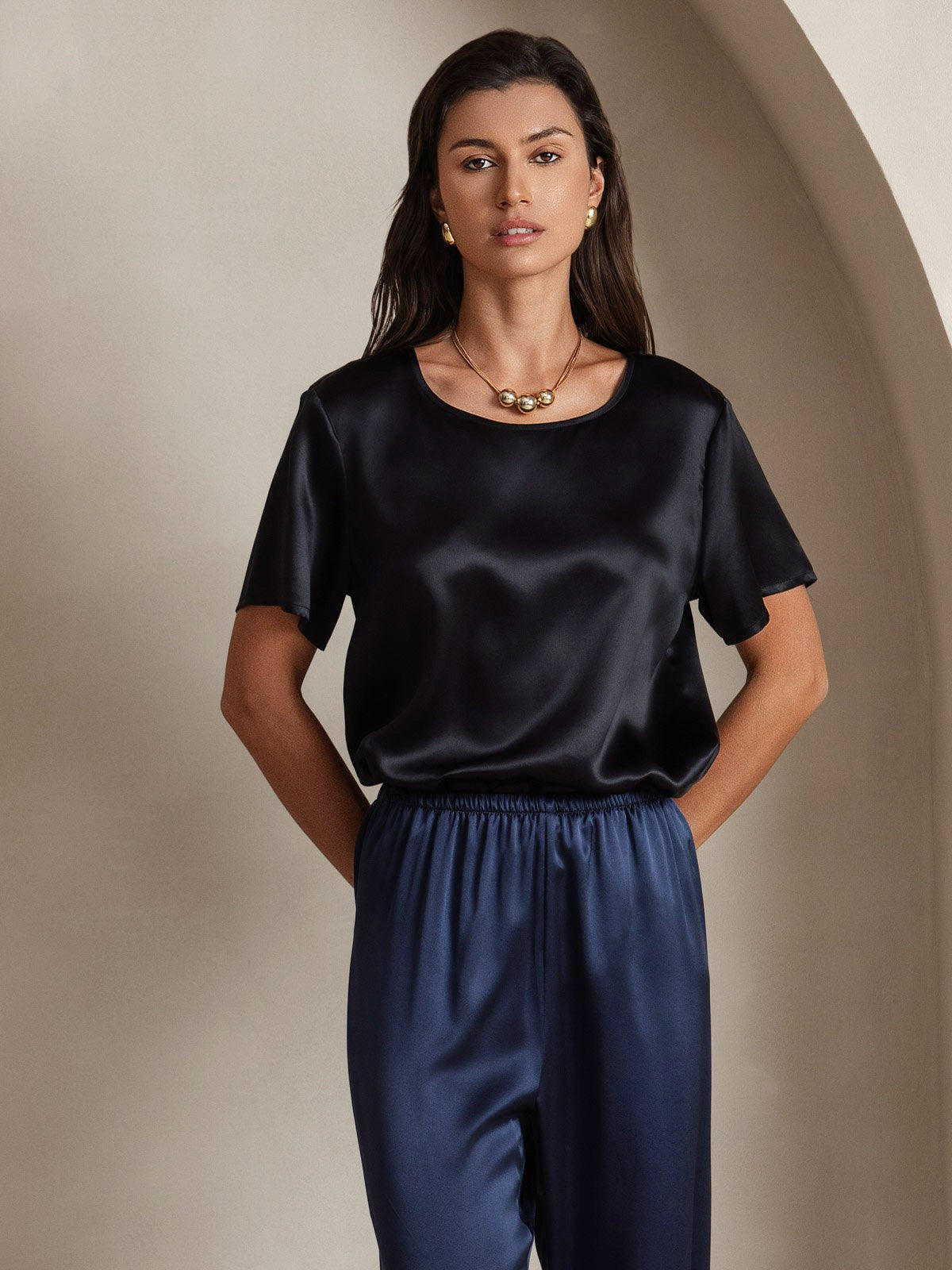 SilkSilky-FR Pure Soie Manches courtes Col Rond Femme T-Shirt Noir 005