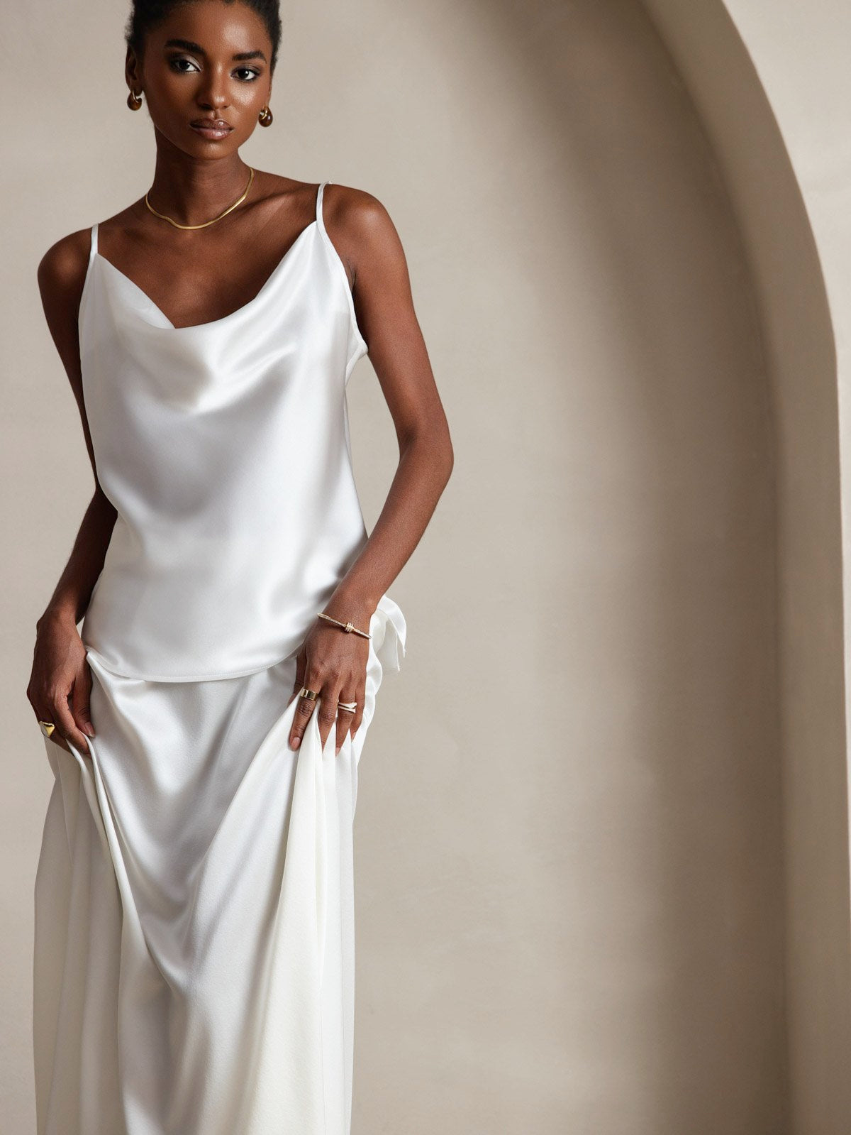 [Blanc] SilkSilky-FR 19Momme Soie Col Bénitier Top À Fines Brides 003