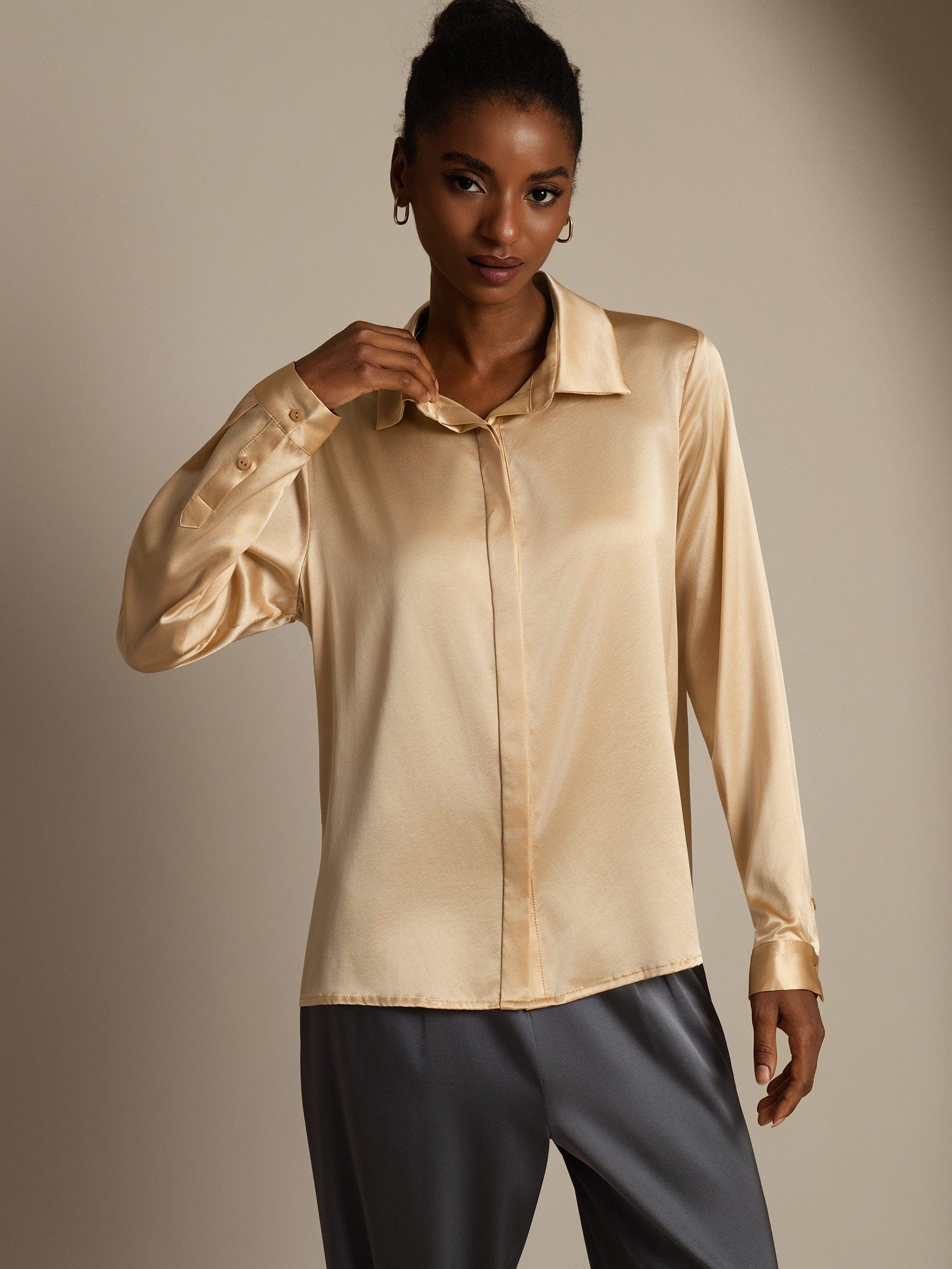 [Champagne] SilkSilky-FR 19Momme Soie Manches longues Col Chemise Femme Chemise 004