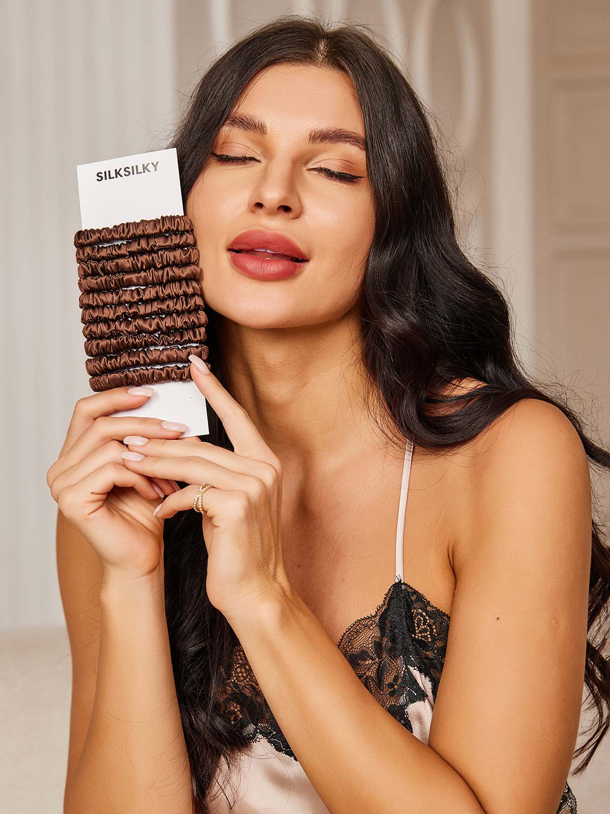 [Café] SilkSilky-FR 19Momme Scrunchie 002