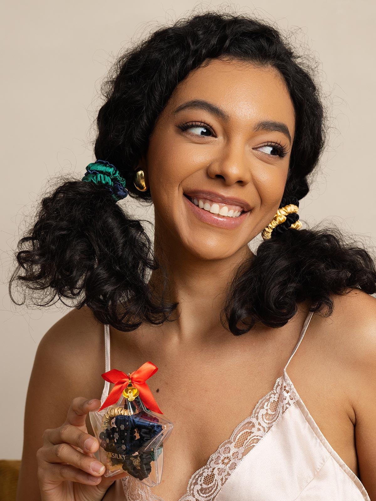 [Group1] SilkSilky-FR Scrunchie 002