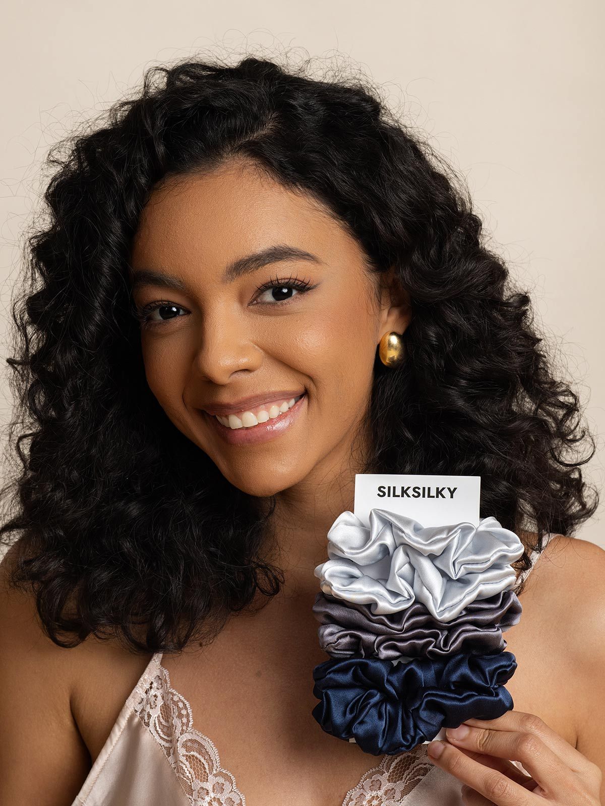 [Group1] SilkSilky-FR Scrunchie 003