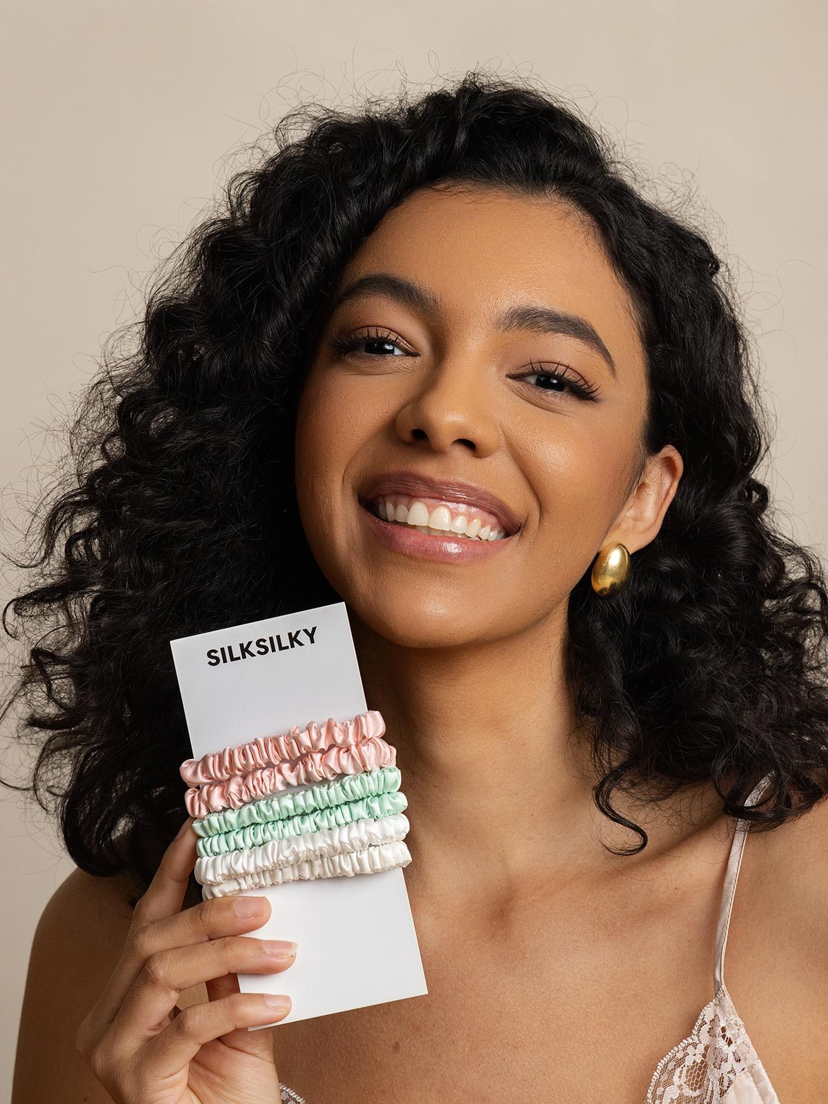 [Group2] SilkSilky-FR Scrunchie 003