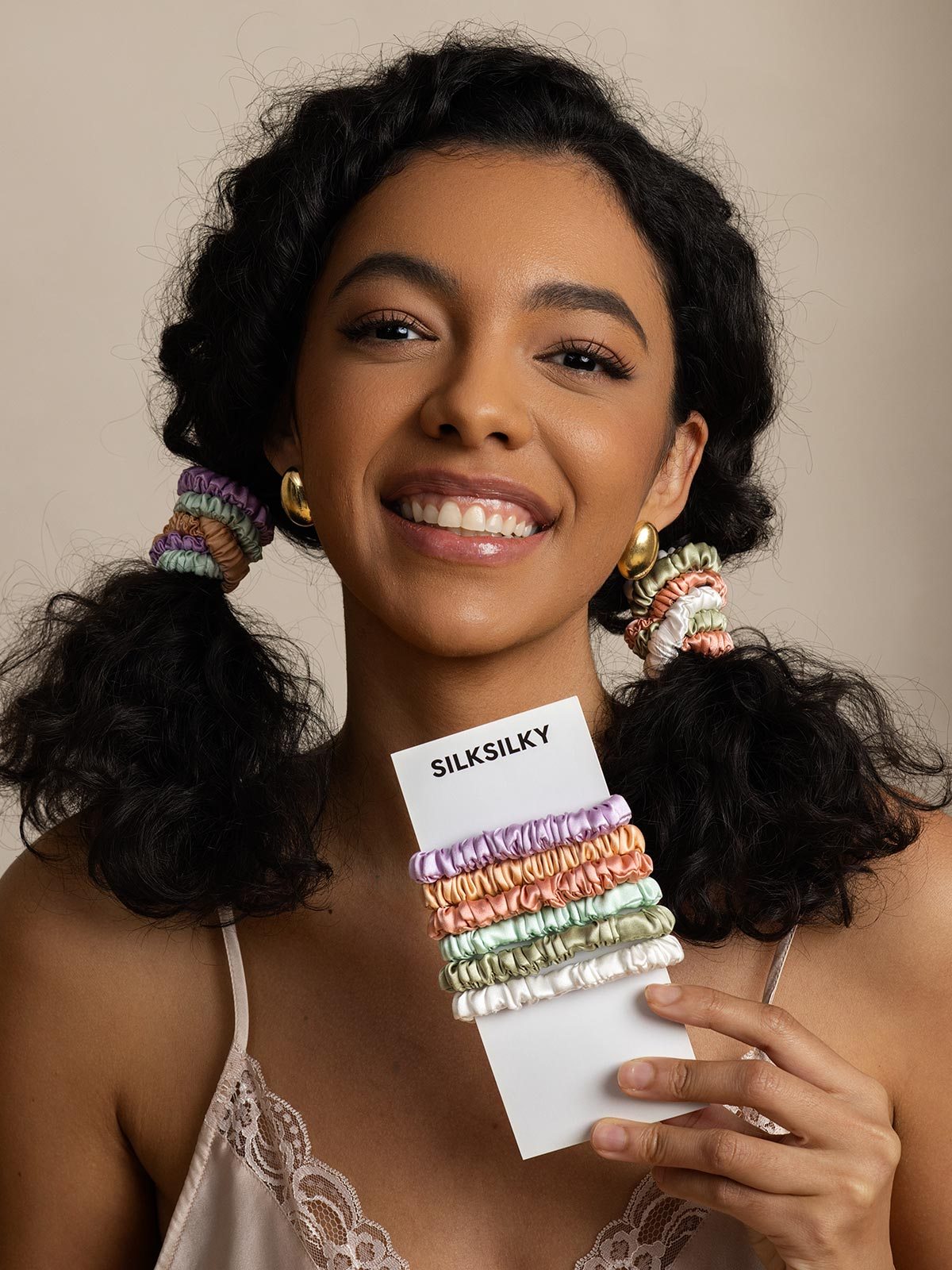 [Group3] SilkSilky-FR Scrunchie 001