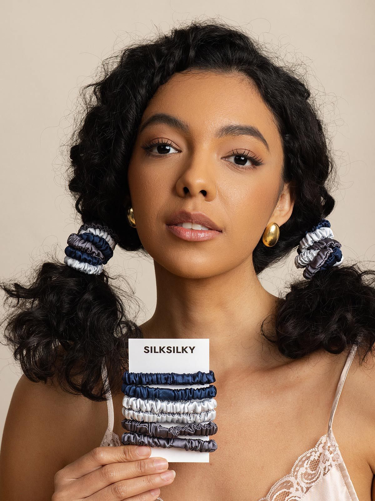 [Group4] SilkSilky-FR Scrunchie 003