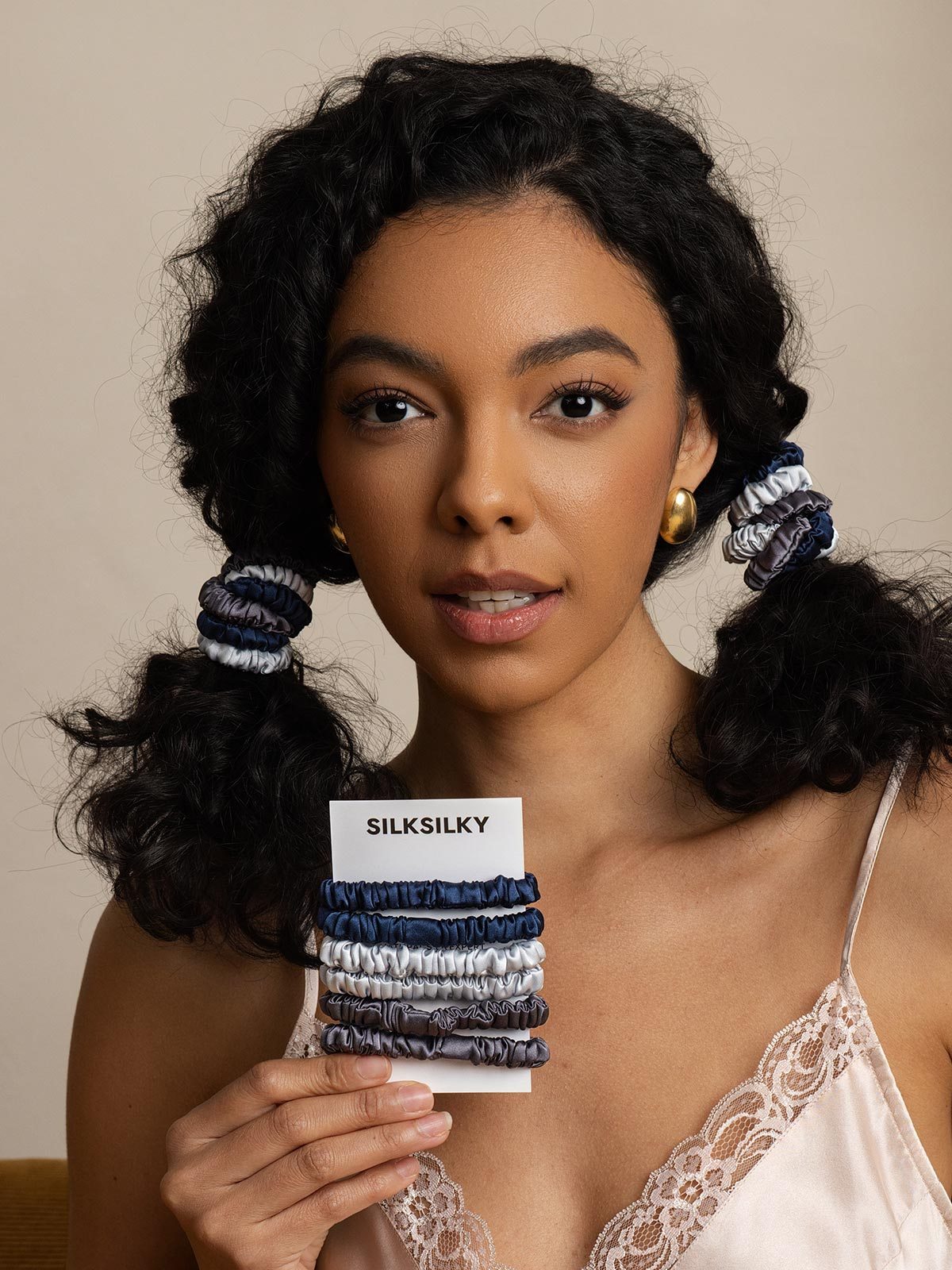 [Group4] SilkSilky-FR Scrunchie 004