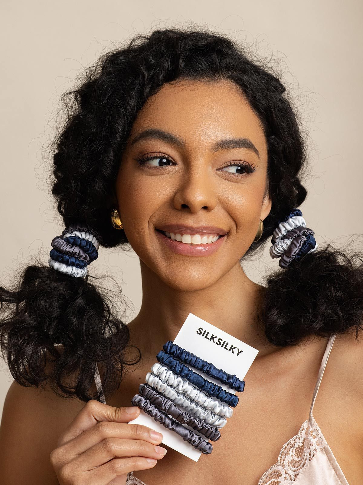 [Group4] SilkSilky-FR Scrunchie 006