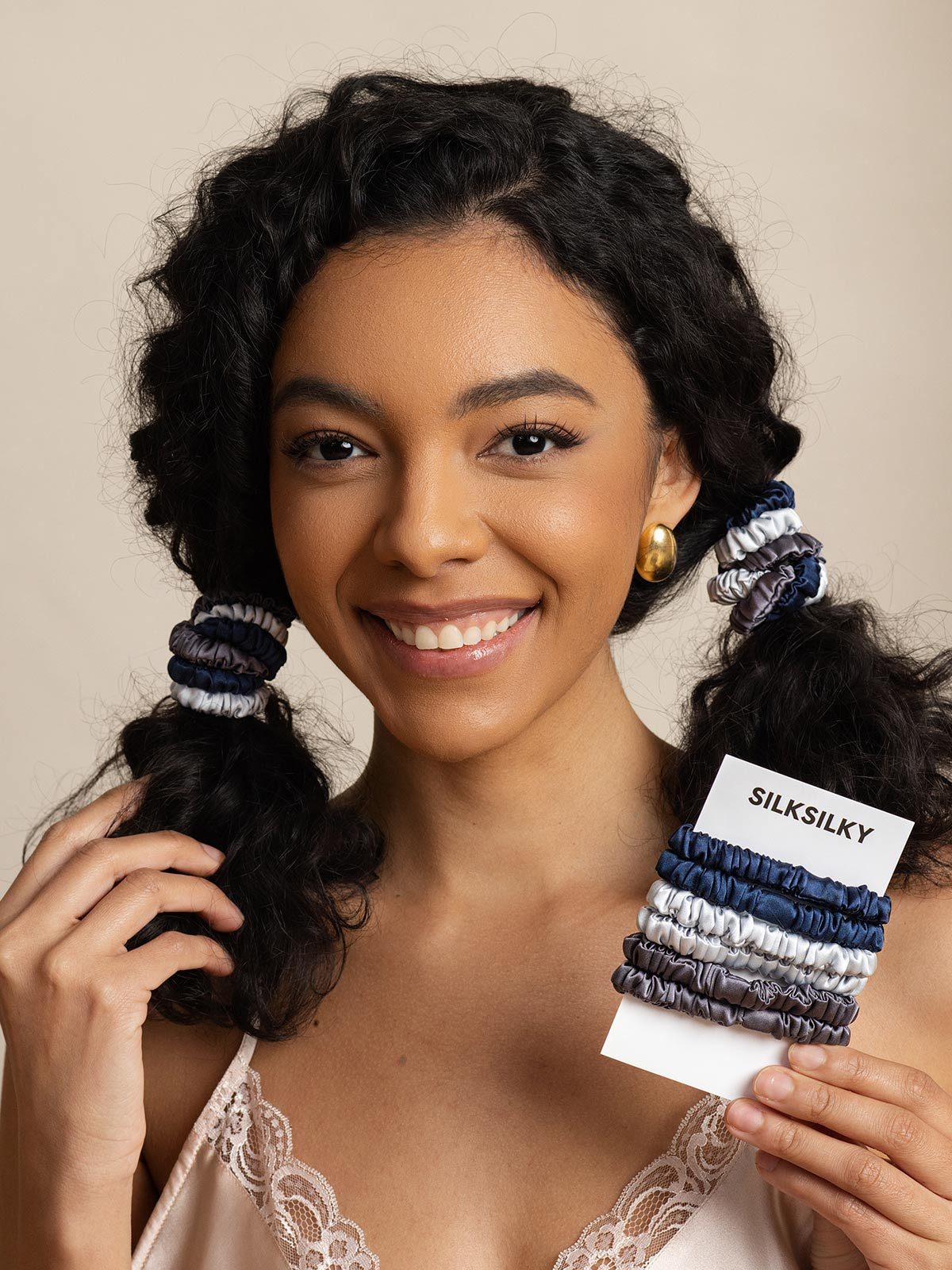 [Group4] SilkSilky-FR Scrunchie 008