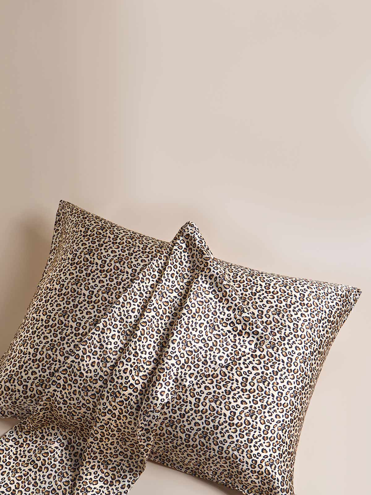 Housse de Coussin Imprimée en Soie 100% Mulberry 19 Momme