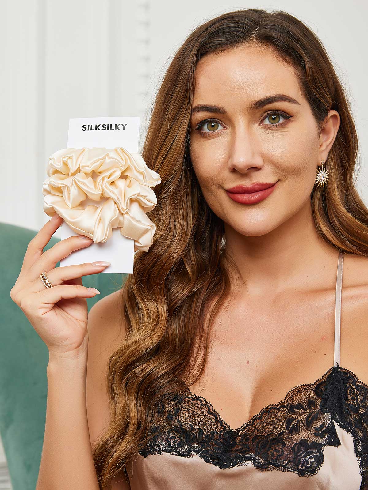 [Beige Clair] SilkSilky-FR 19Momme Scrunchie 001