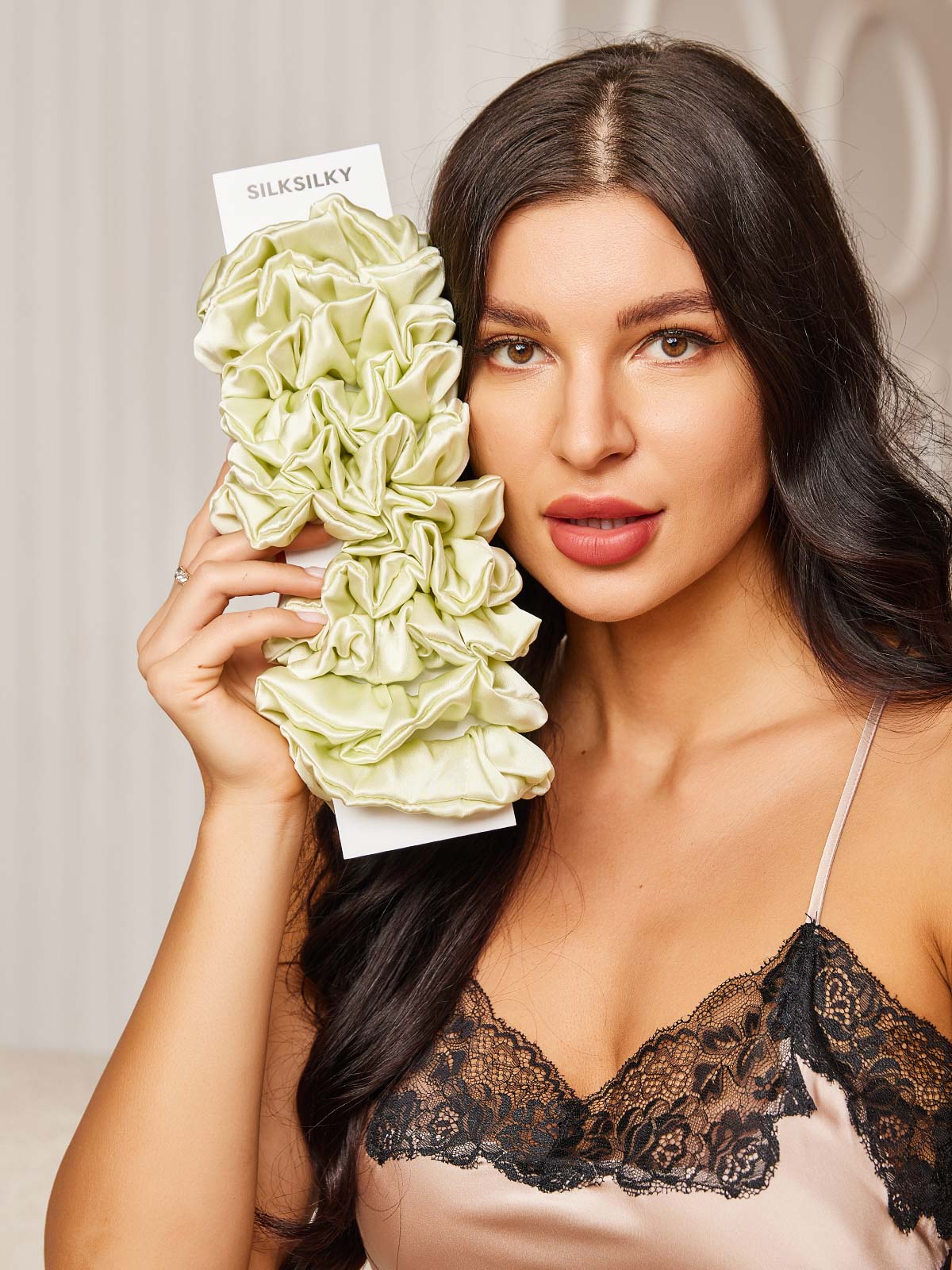 [Vert Clair] SilkSilky-FR 19Momme Scrunchie 001