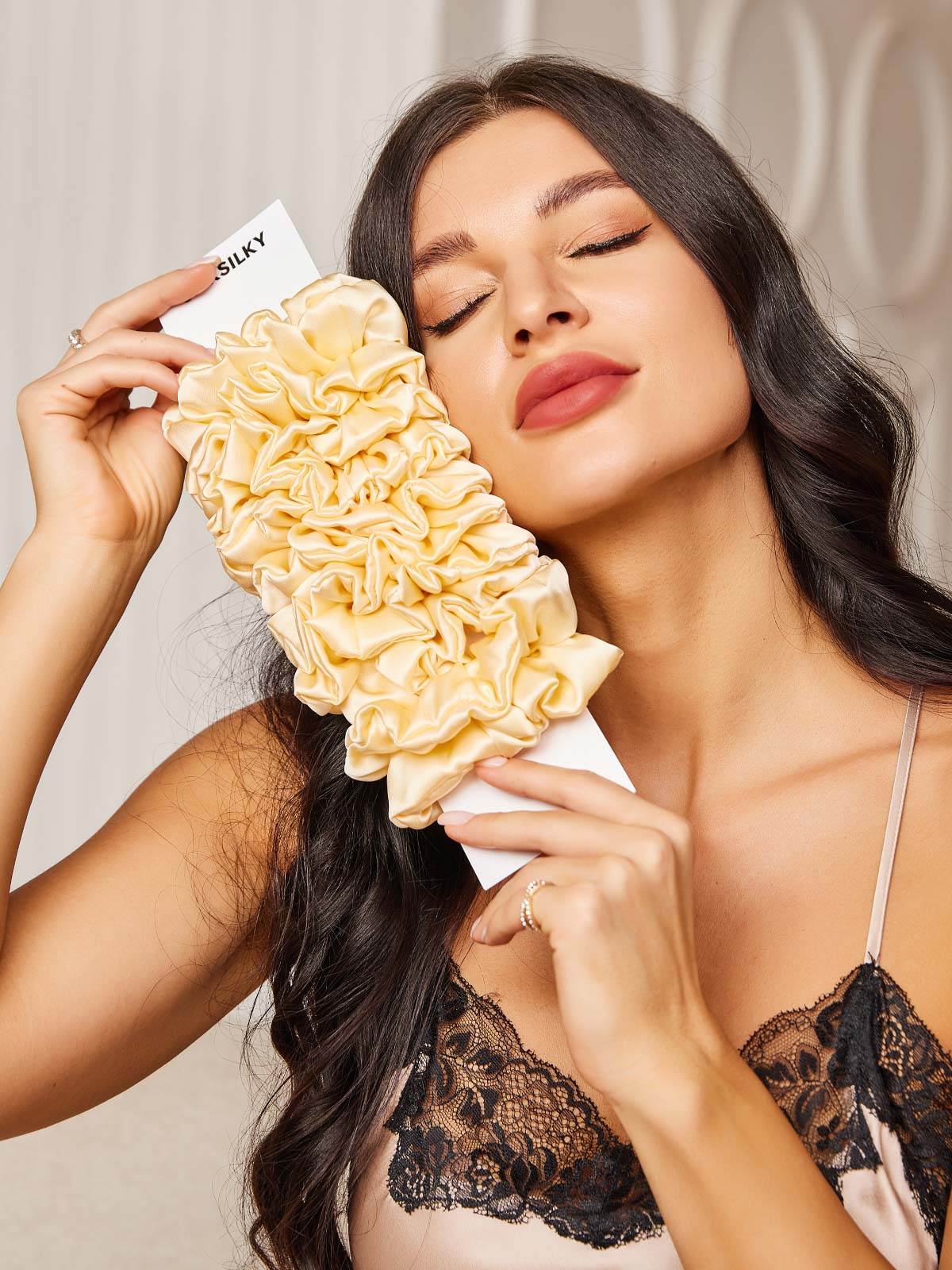 [Jaune Clair] SilkSilky-FR 19Momme Scrunchie 001