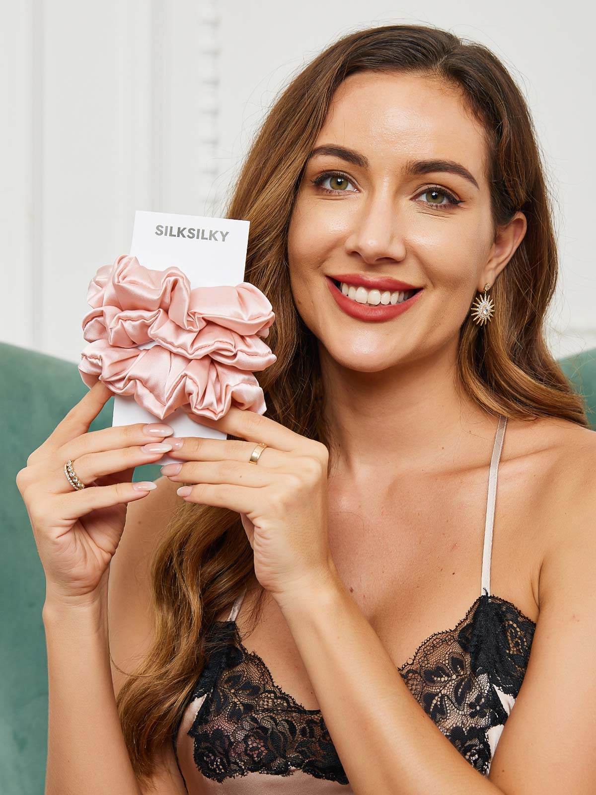 [Rose] SilkSilky-FR 19Momme Scrunchie 002