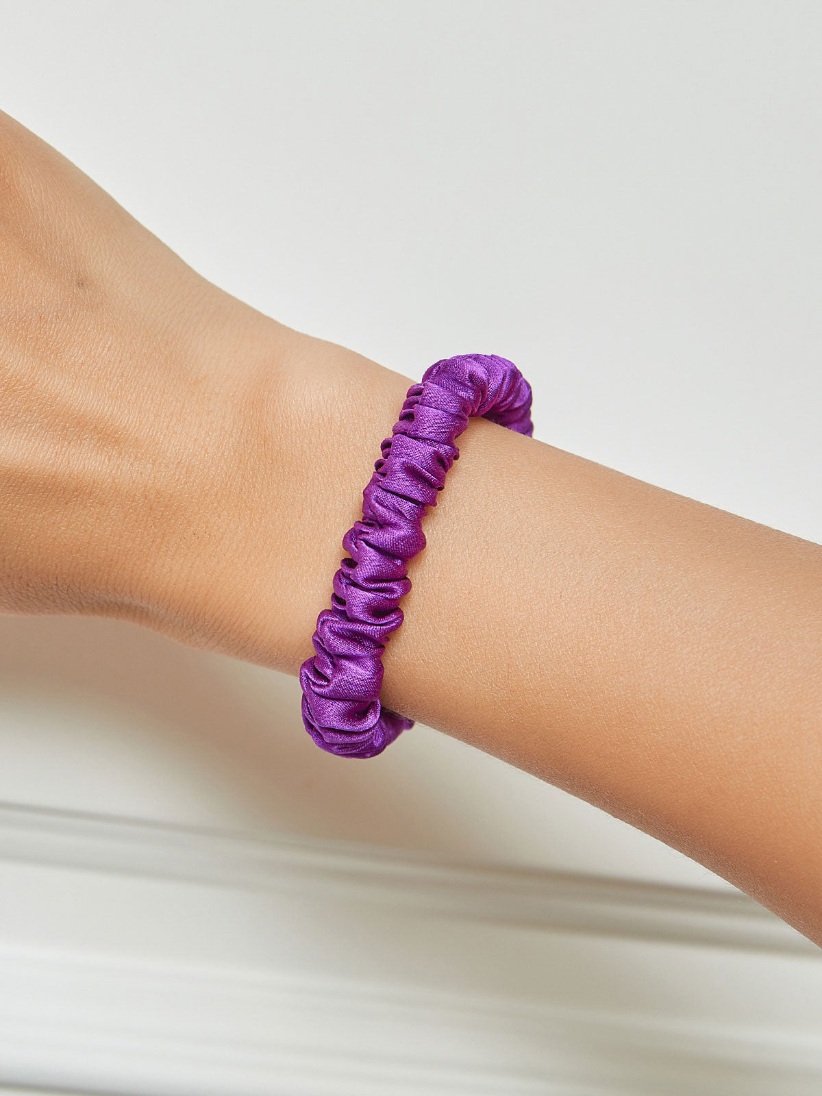 [Violette] SilkSilky-FR 19Momme Scrunchie 001