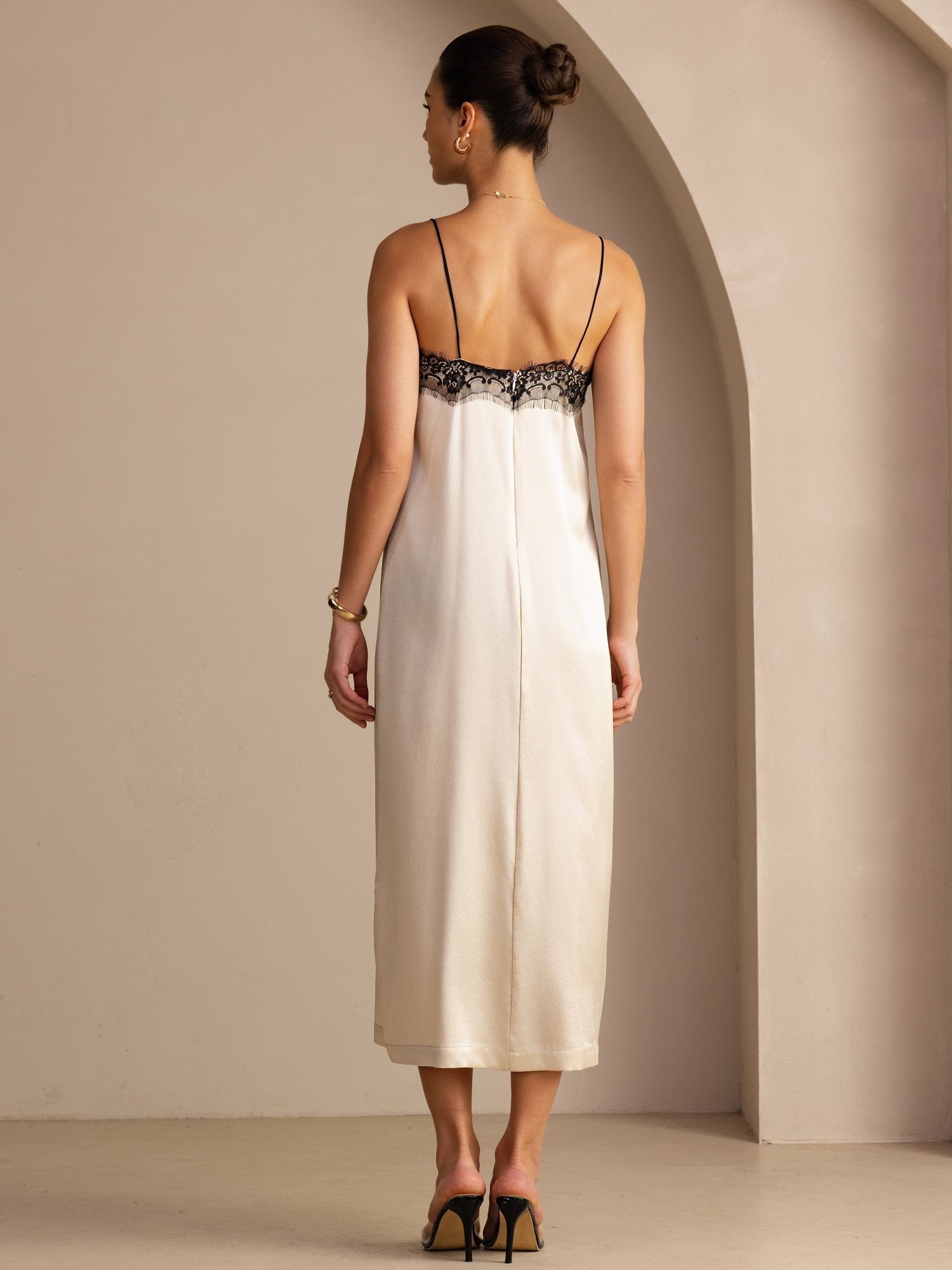 [Beige Riz] SilkSilky-FR Spaghetti Strap Square Neck Robes 002