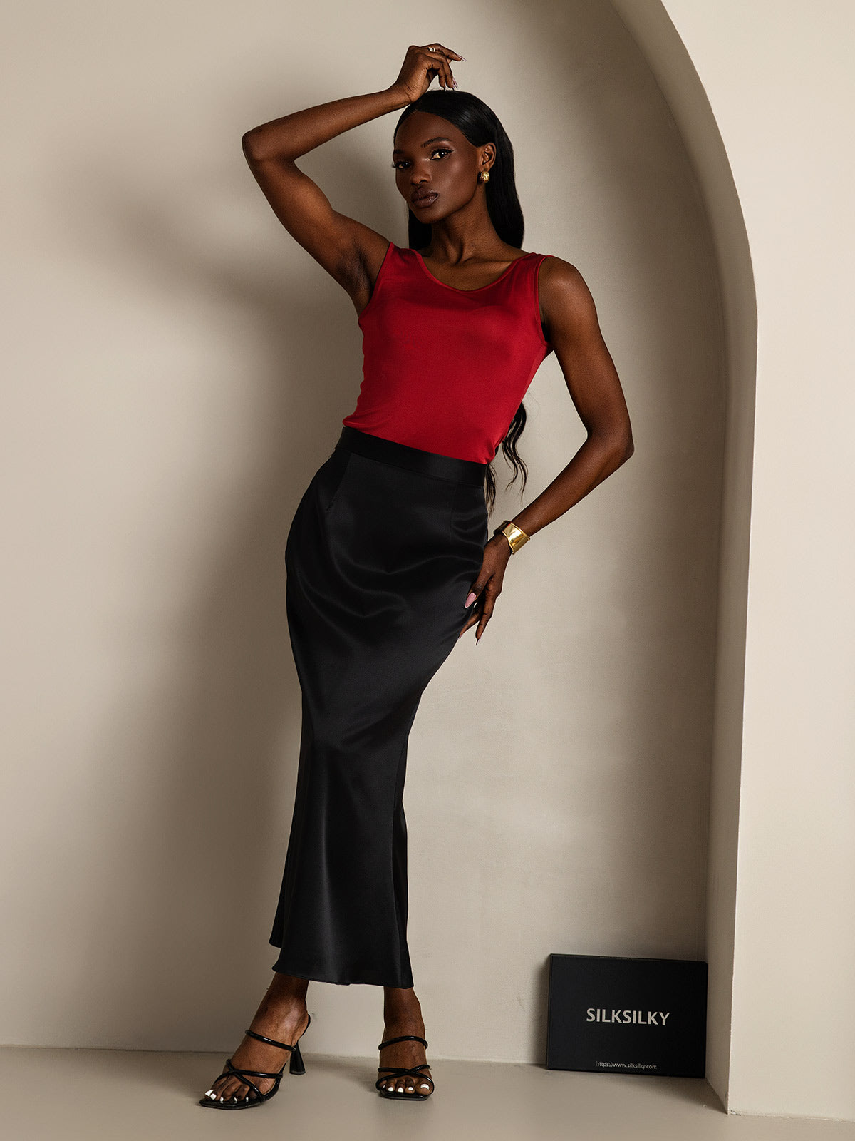 [Rouge Vineux] SilkSilky-FR Soie Tricotée Col Rond Femme T-Shirt 006