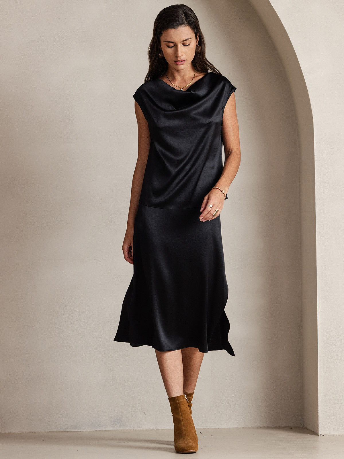 [Noir] SilkSilky-FR 19Momme Soie Col Bénitier Femme T-Shirt 004