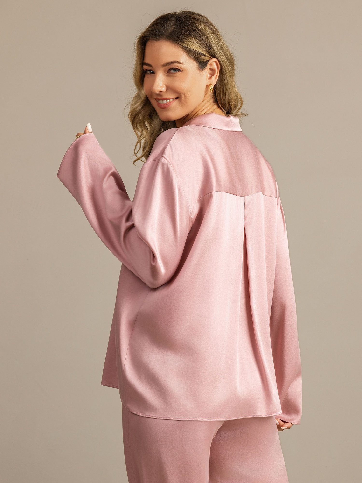 [PeauDePêche] SilkSilky-FR 19Momme Soie Découpe V Femme Pyjamas 005