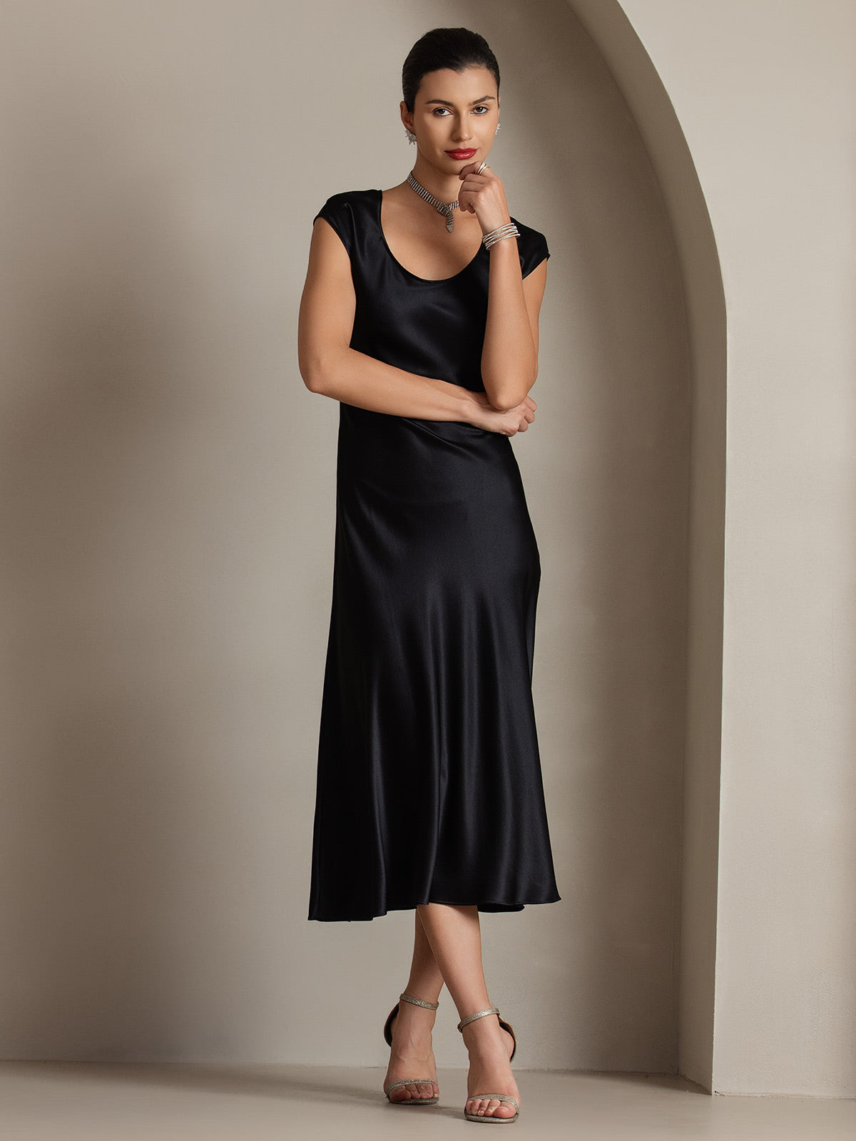 [Noir] SilkSilky-FR 19Momme Soie Col Rond Robes 007