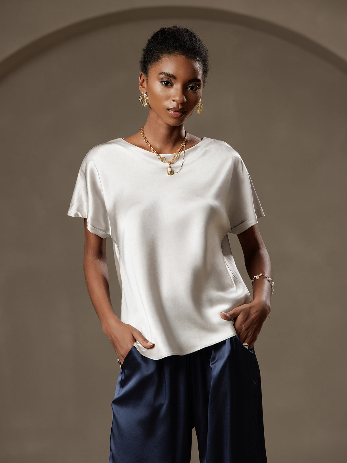 [Gris Clair] SilkSilky-FR 19Momme Soie Manches courtes Col Rond Femme T-Shirt 001