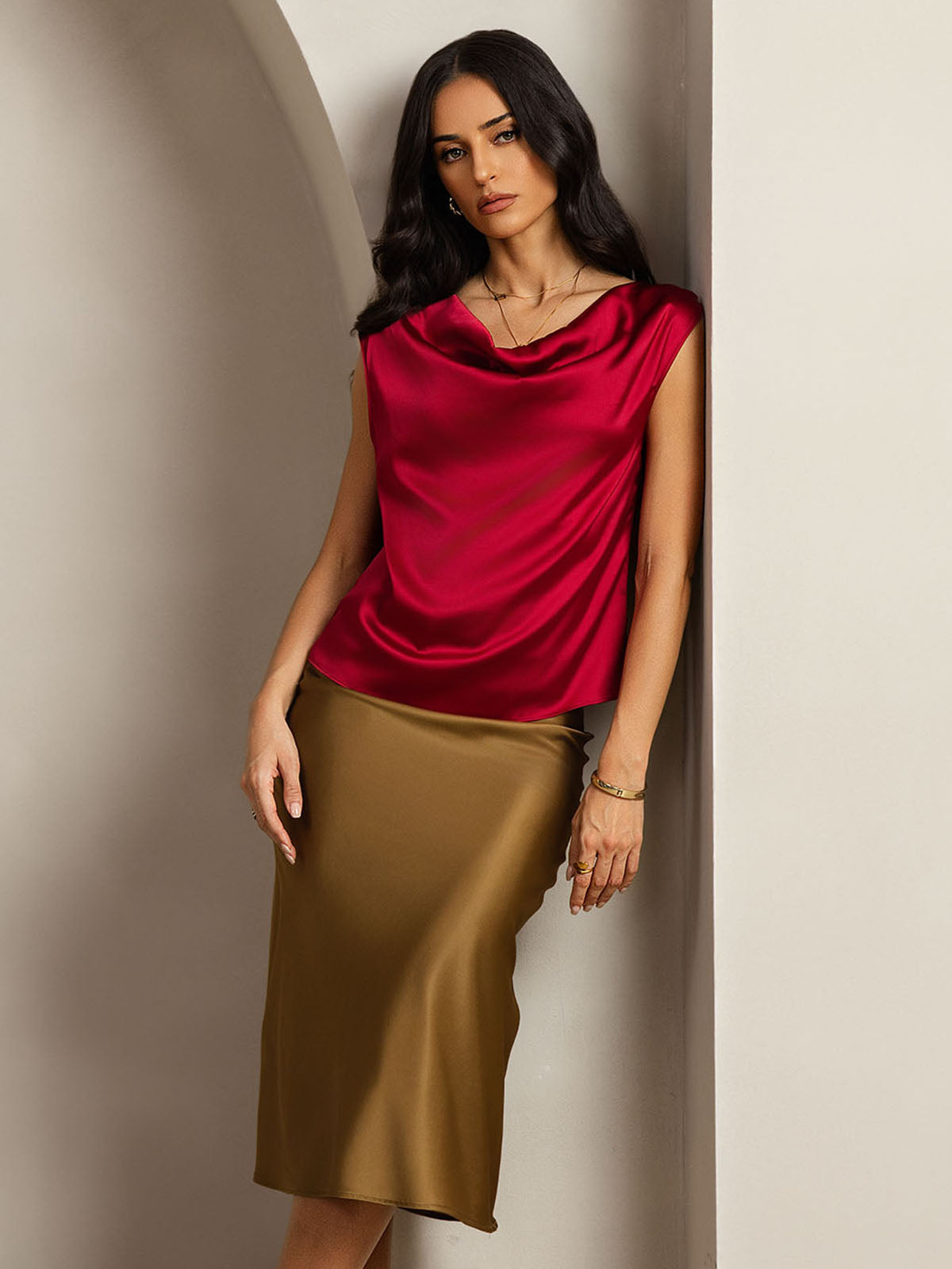 [Rouge Vineux] SilkSilky-FR 19Momme Soie Sans manches Col Bénitier Femme T-Shirt 004