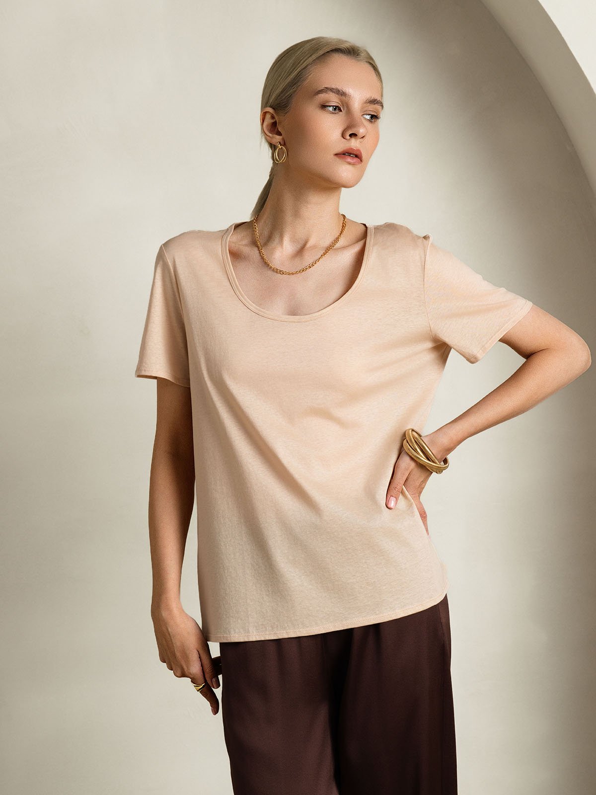 SilkSilky-FR Soie Manches courtes Col en U Femme T-Shirt Beige 004