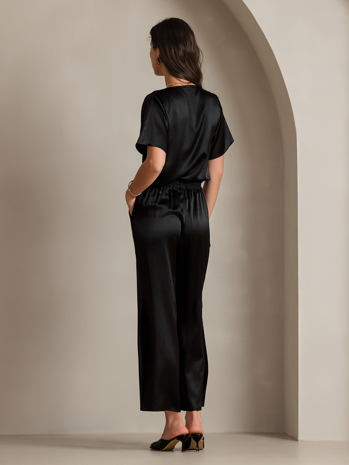 [Noir] SilkSilky-FR 19Momme Soie Col Bénitier Femme T-Shirt 002