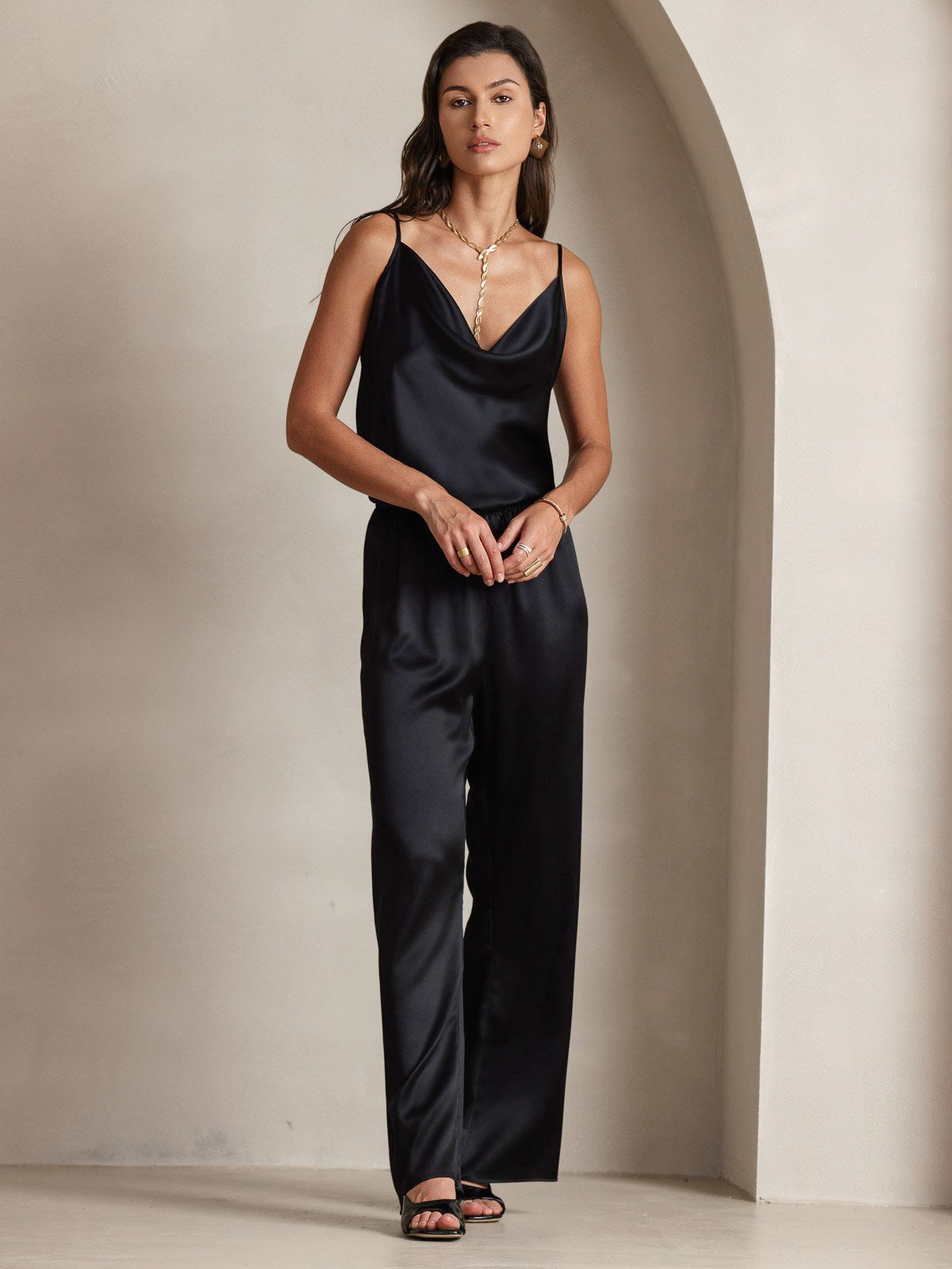 [Noir] SilkSilky-FR 19Momme Soie Col Bénitier Top À Fines Brides 008