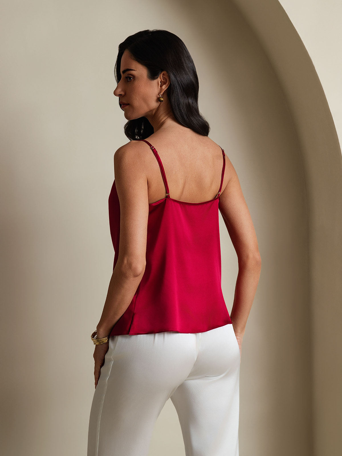 [Rouge Vineux] SilkSilky-FR 19Momme Soie Col Bénitier Top À Fines Brides 002