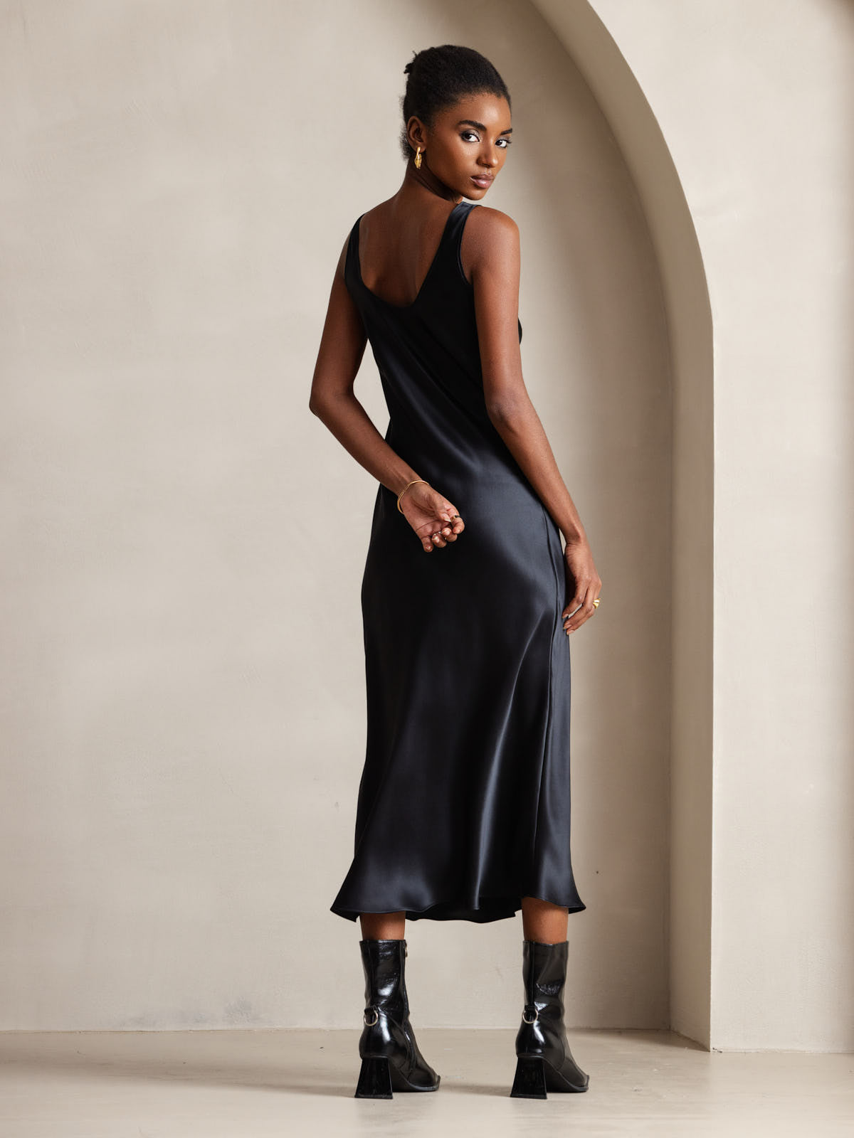 [Noir] SilkSilky-FR Pure Soie Col Bateau Robes 002