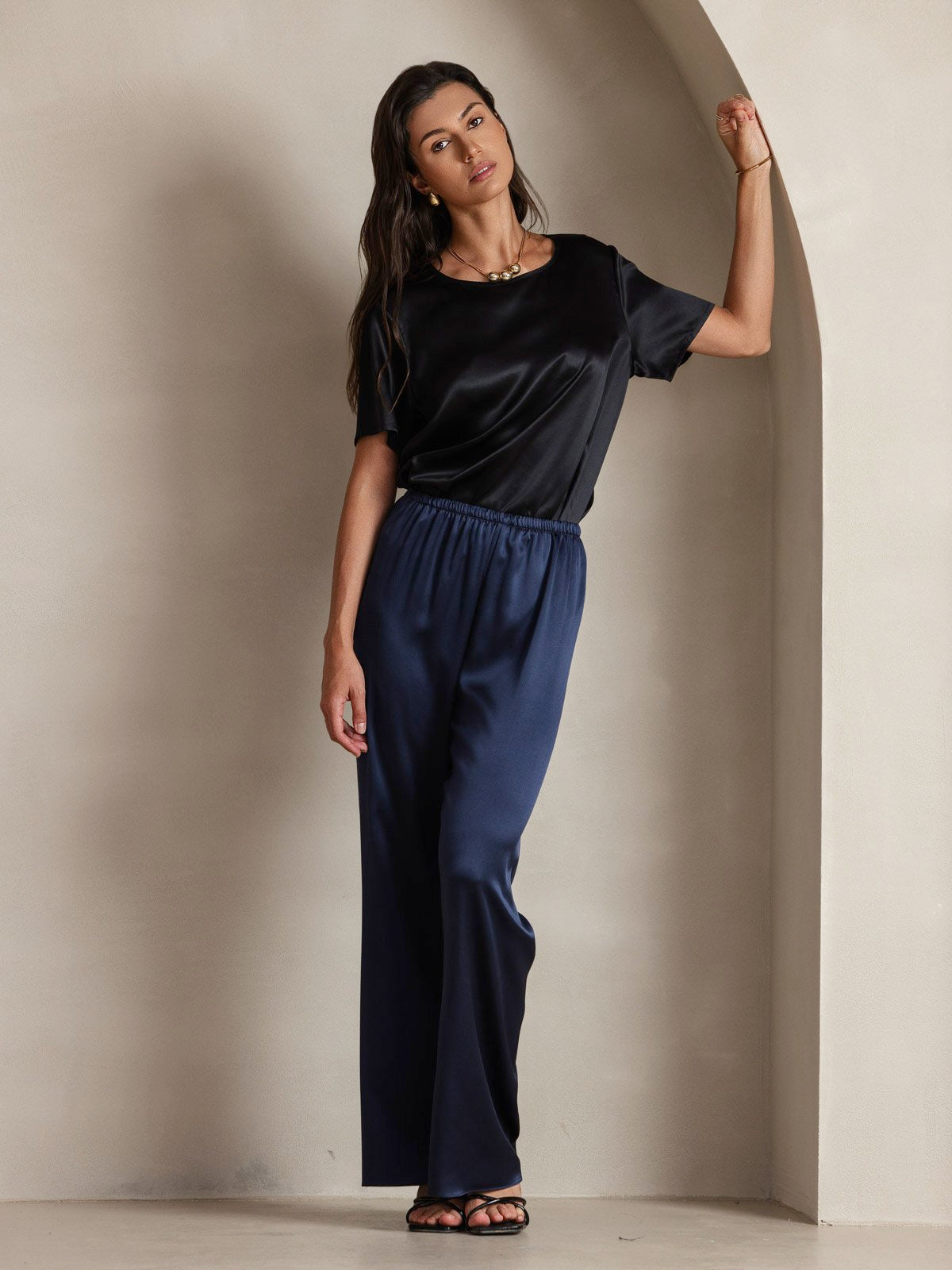 SilkSilky-FR Pure Soie Manches courtes Col Rond Femme T-Shirt Noir 007