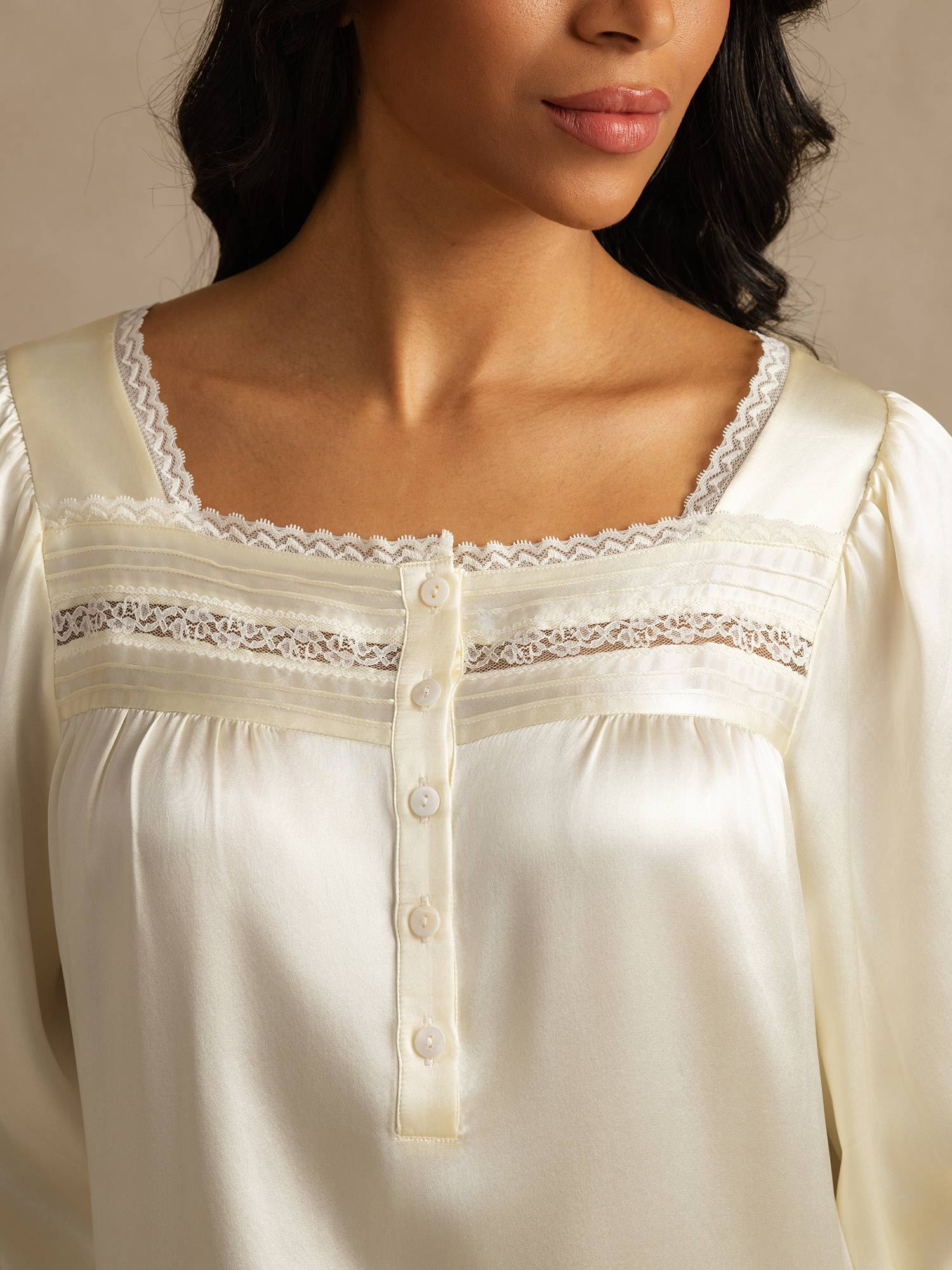 [Blanc] SilkSilky-FR Soie Nightgown 004