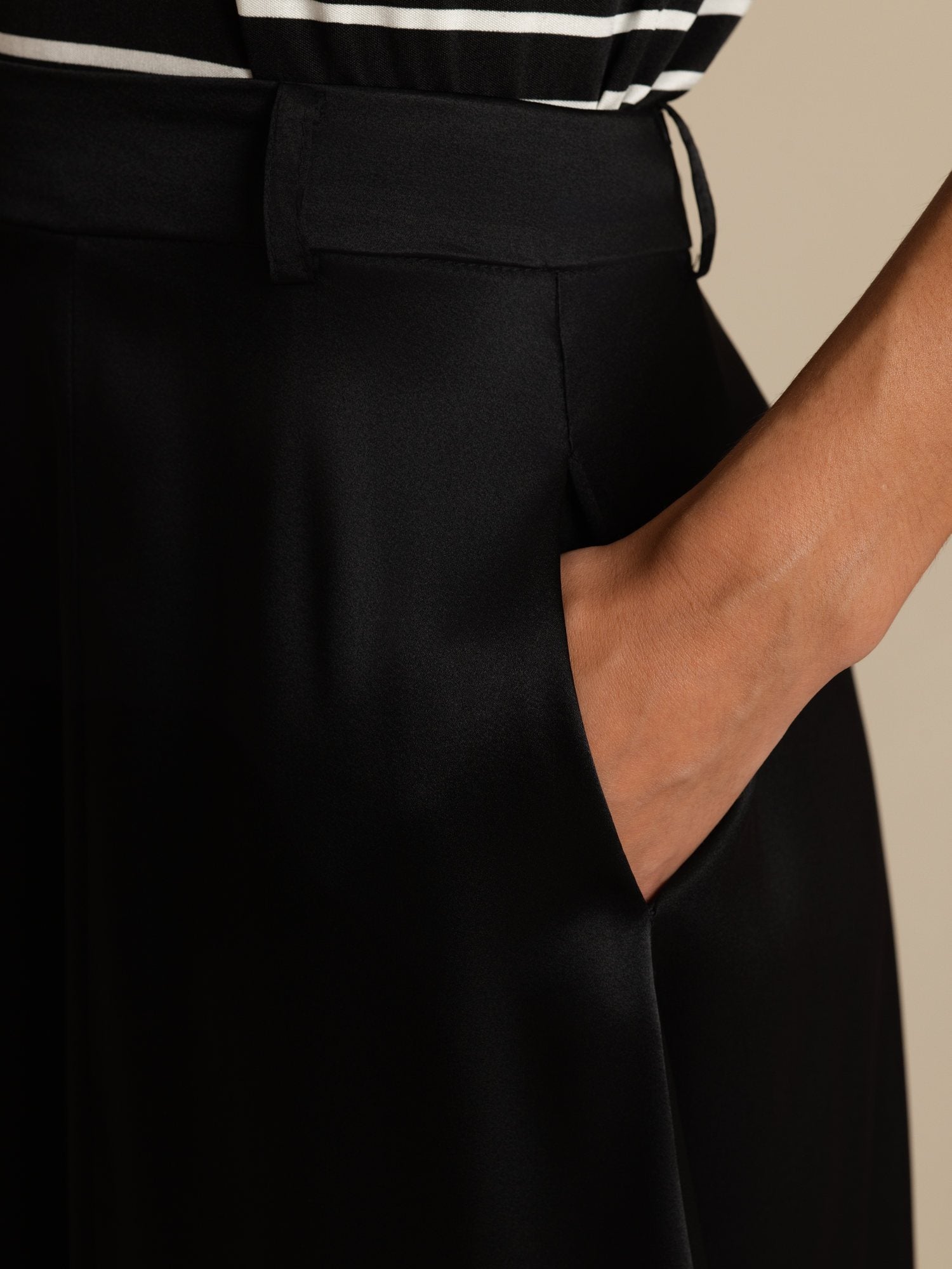 [Noir] SilkSilky-FR 19Momme Soie Skirt 007