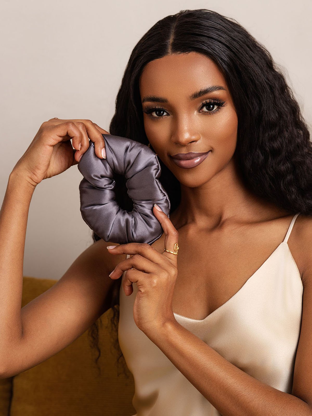 [Gris Foncé] SilkSilky-FR Soie Scrunchie 003