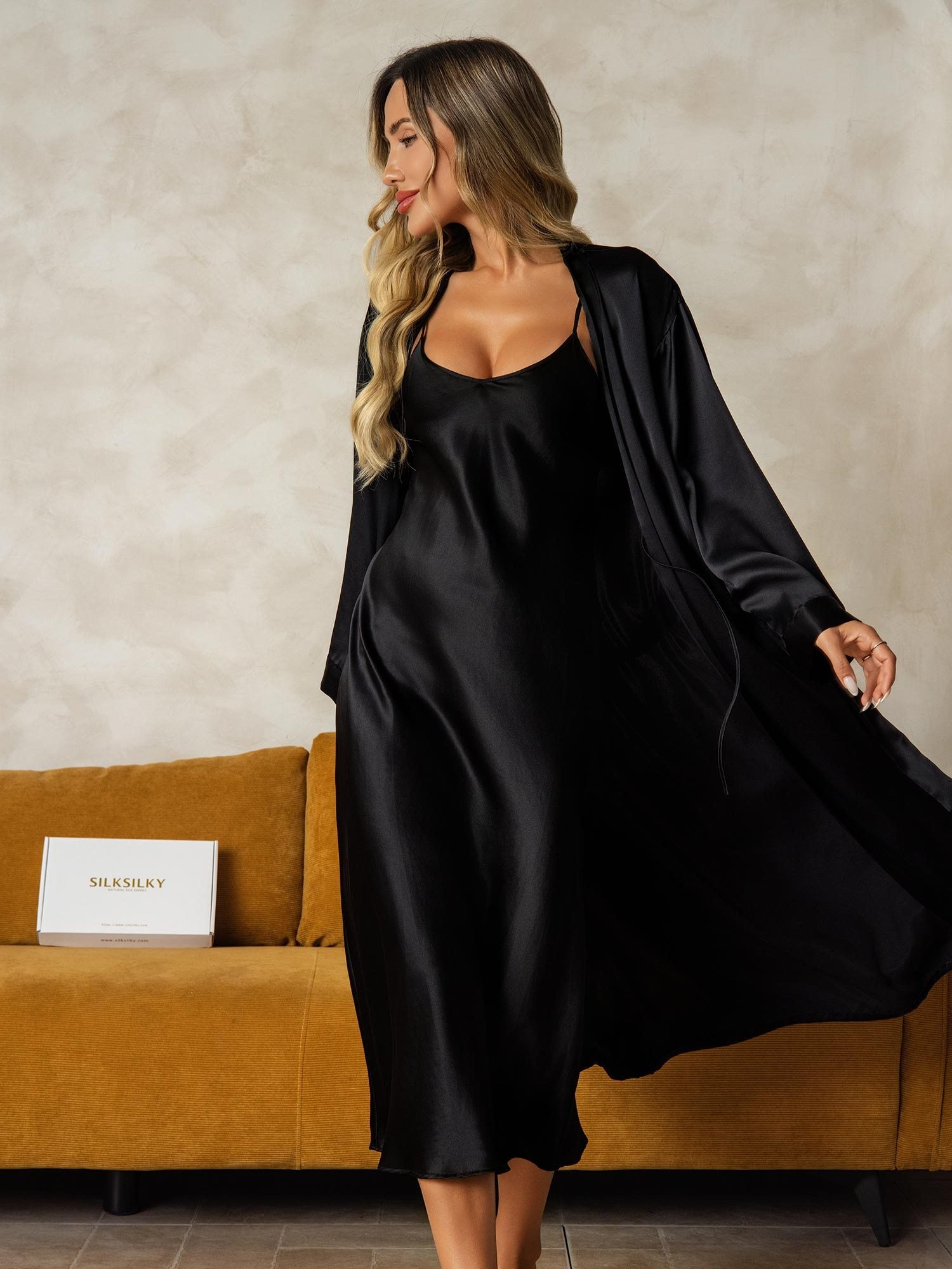 [Noir] SilkSilky-FR Soie Nightgown&Robe Set 005