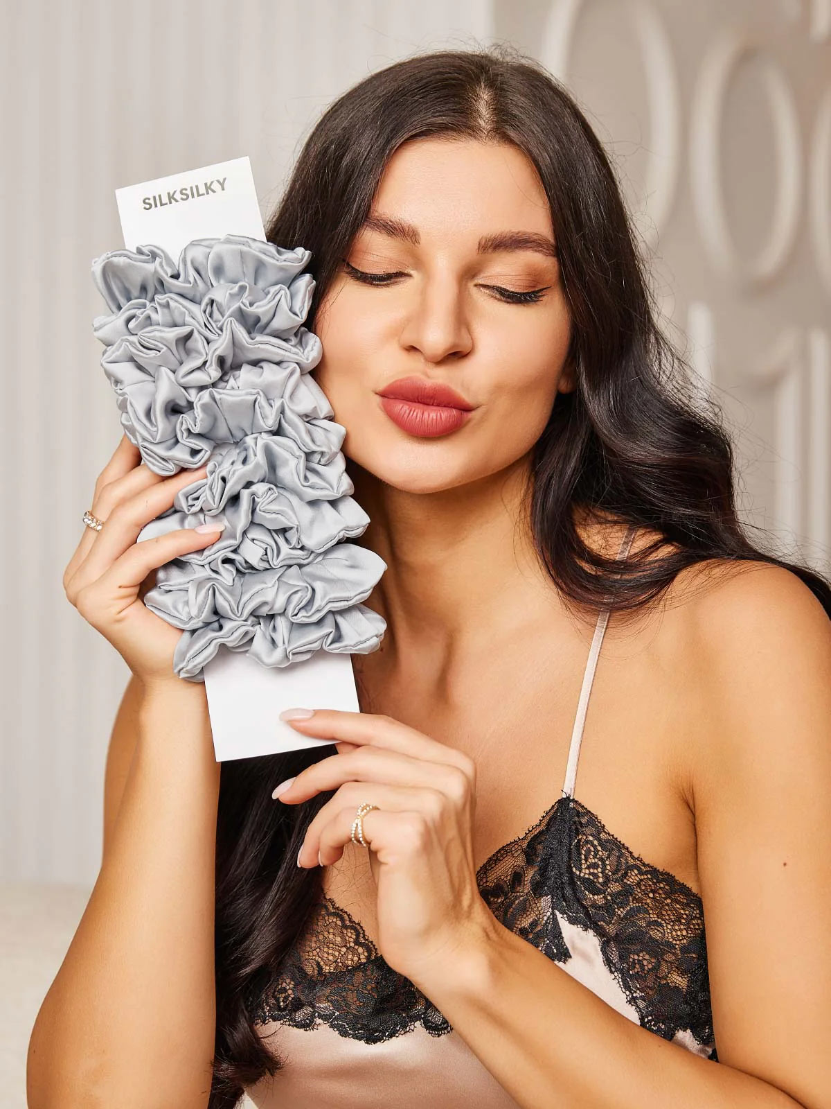 [Gris Clair] SilkSilky-FR 19Momme Pure Soie Scrunchie 002