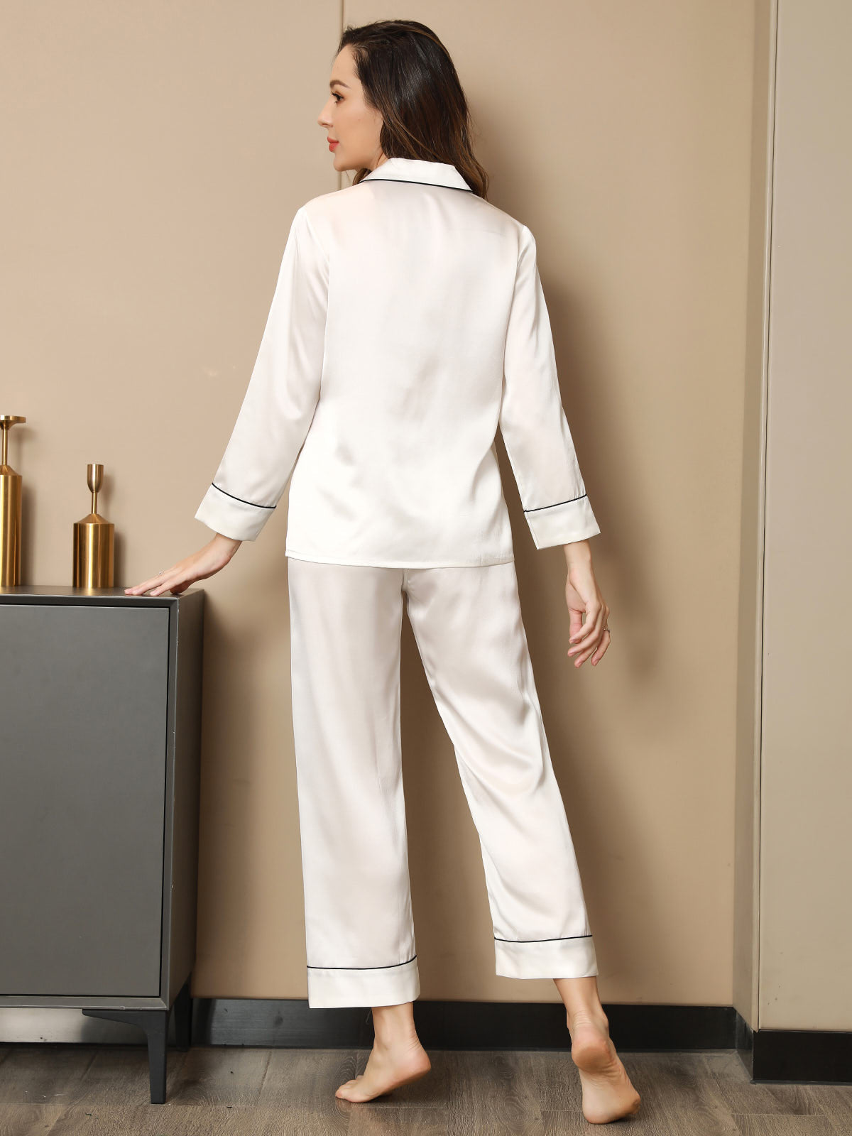 SilkSilky FR Pure Soie Manches longues Revers Femme Pyjamas Blanc 003