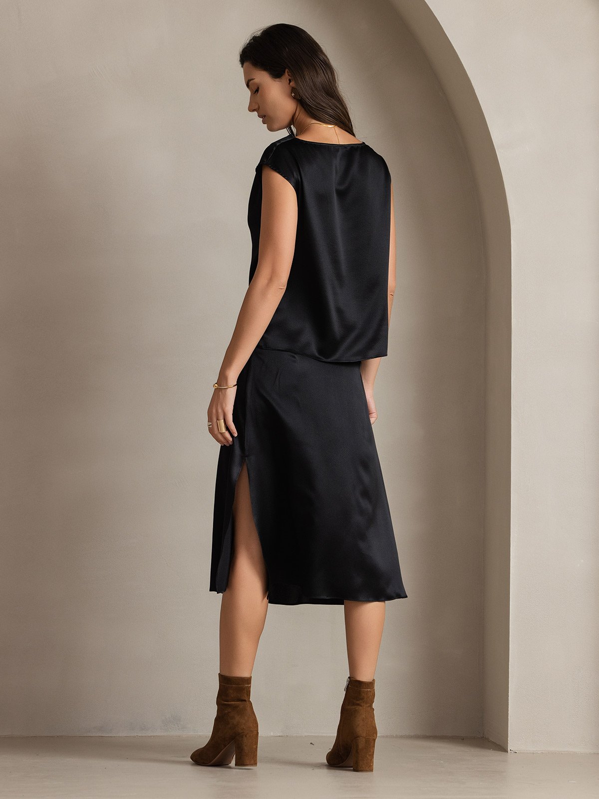 [Noir] SilkSilky-FR 19Momme Soie Sans manches Col Bénitier Femme T-Shirt 002