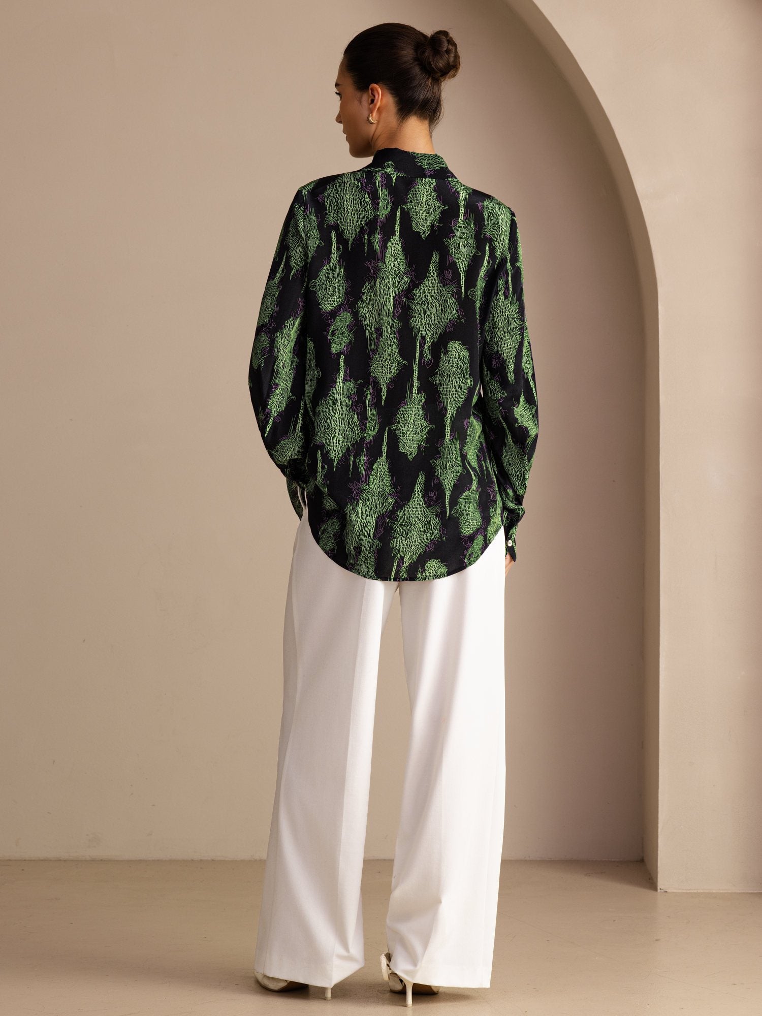 [Mousse Noire] SilkSilky-FR Long Sleeve Lapel Collar Blouse 002