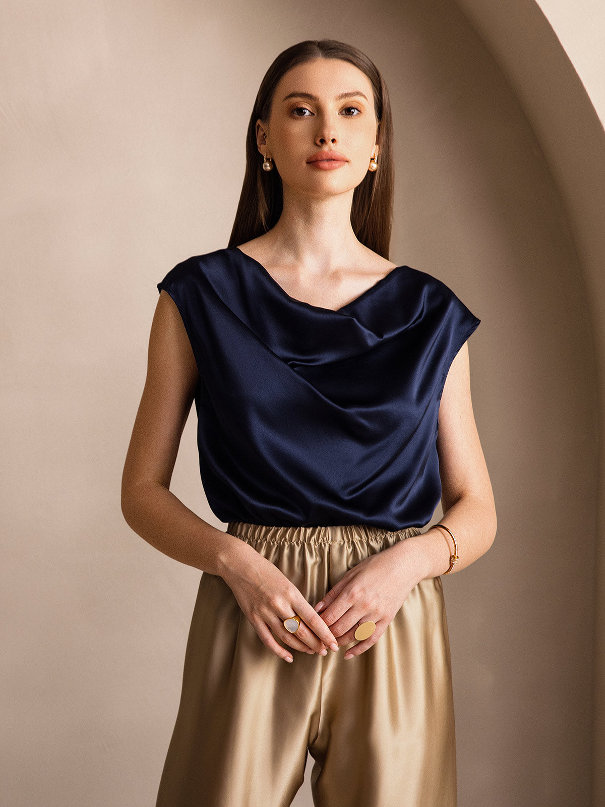 [Bleu Foncé] SilkSilky-FR 19Momme Soie Col Bénitier Femme T-Shirt 003
