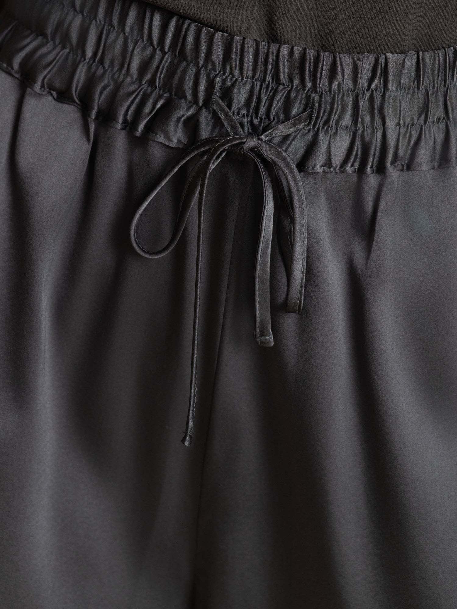 [Gris Foncé] SilkSilky-FR 19Momme Soie Womens Shorts 006