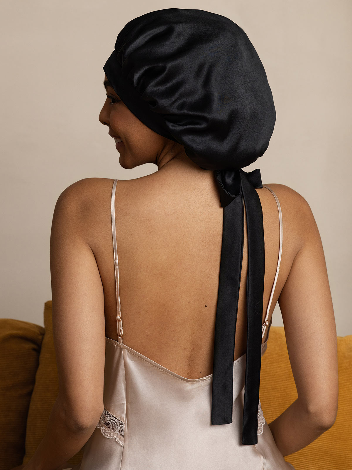 [Noir] SilkSilky-FR Pure Soie Sleep Cap 006