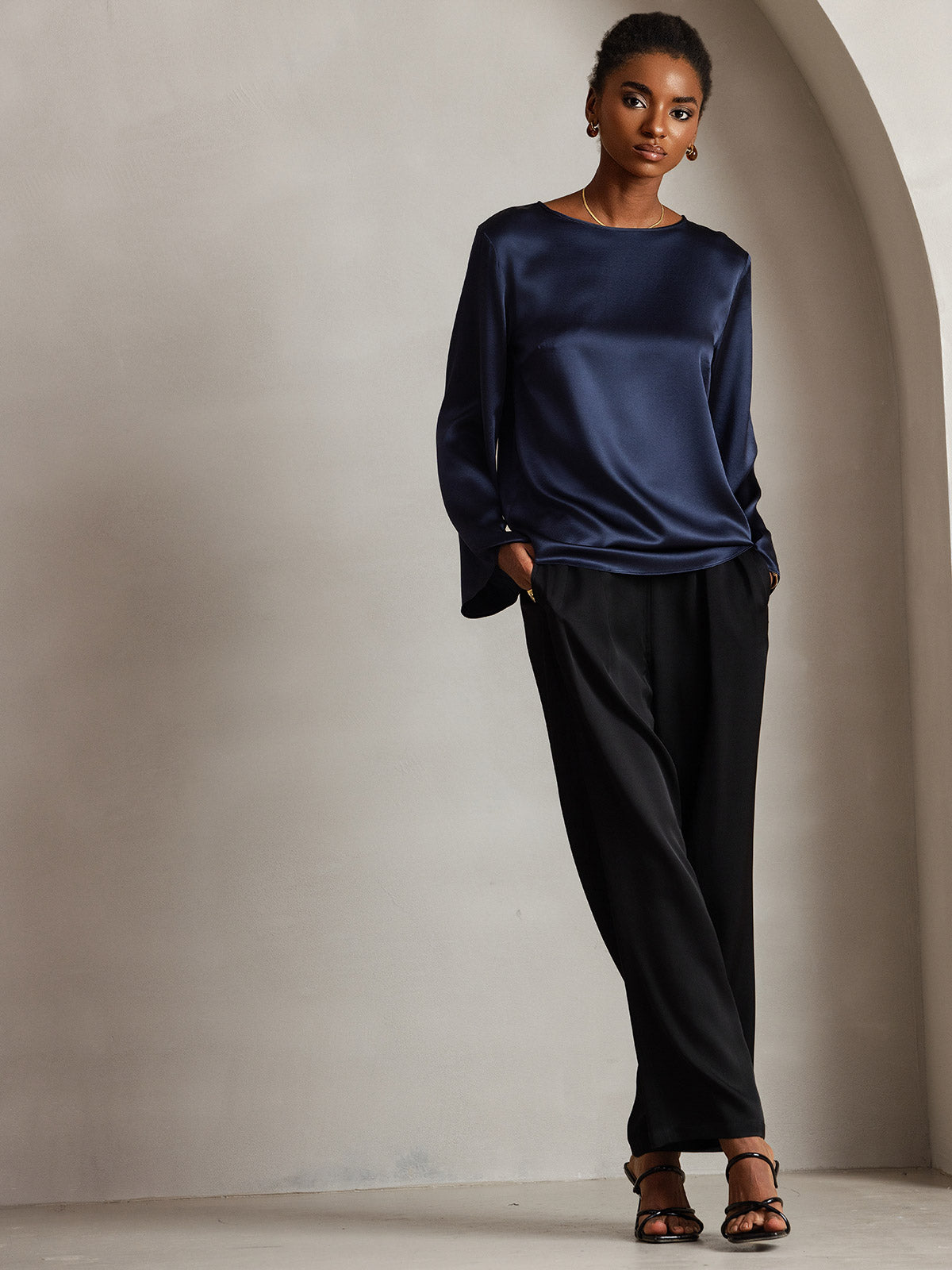 [Bleu Foncé] SilkSilky-FR 19Momme Soie Col Rond Femme T-Shirt 006