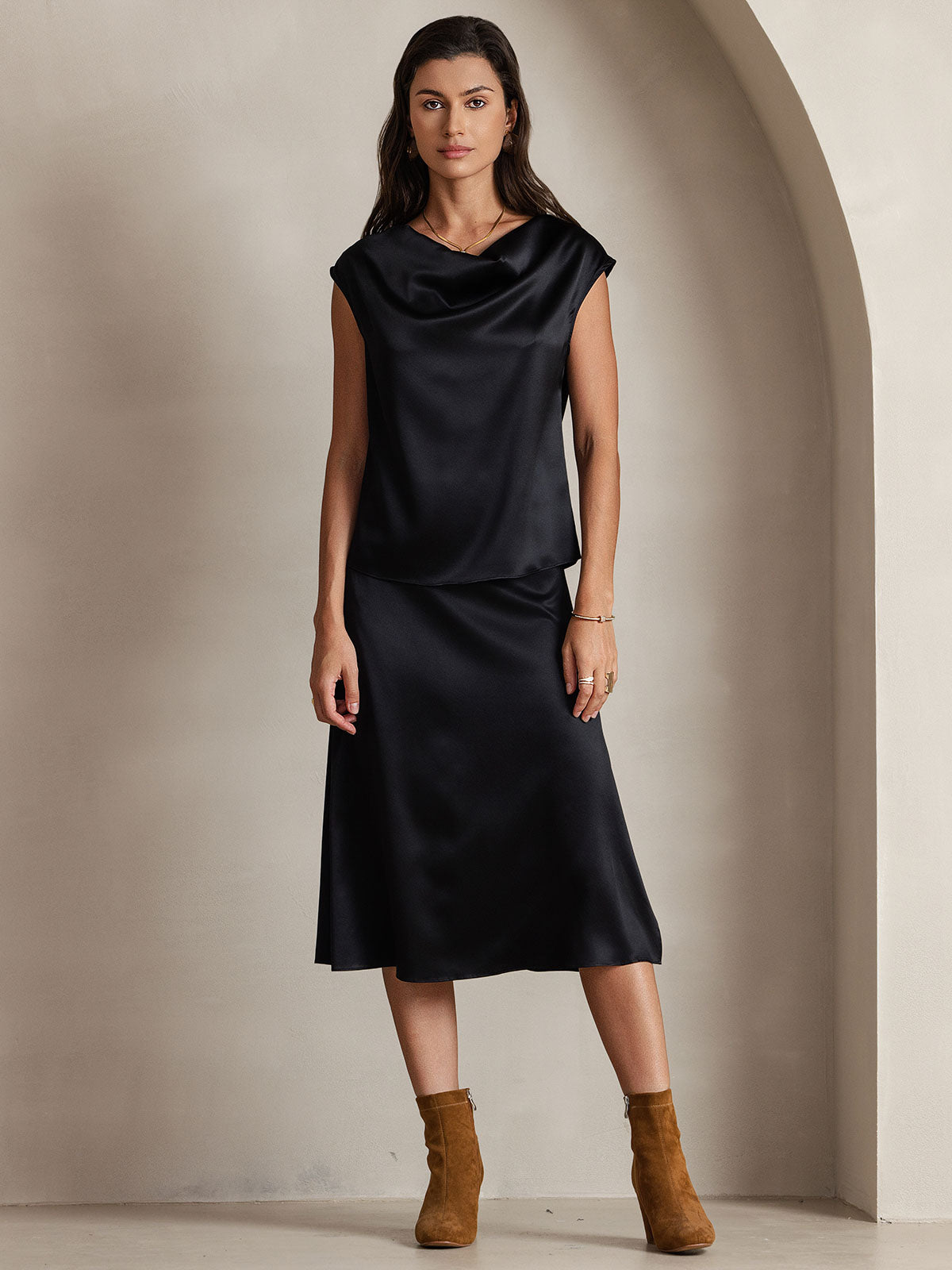 [Noir] SilkSilky-FR 19Momme Soie Col Bénitier Femme T-Shirt 001